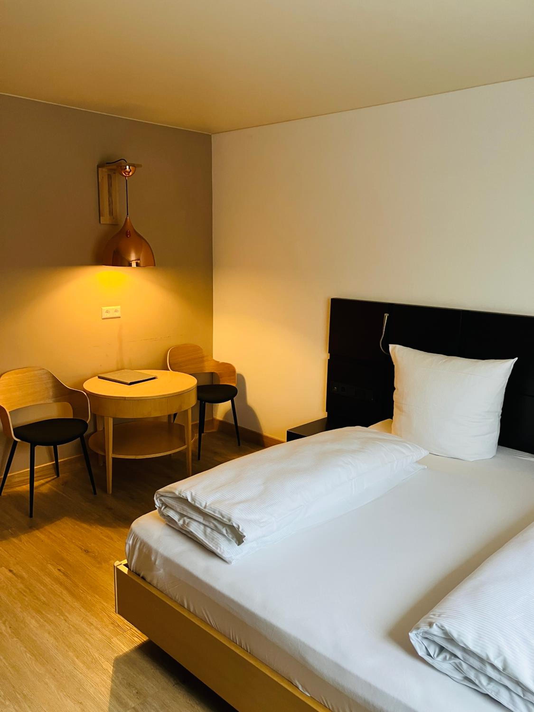 Standard Double Room - Photo 5
