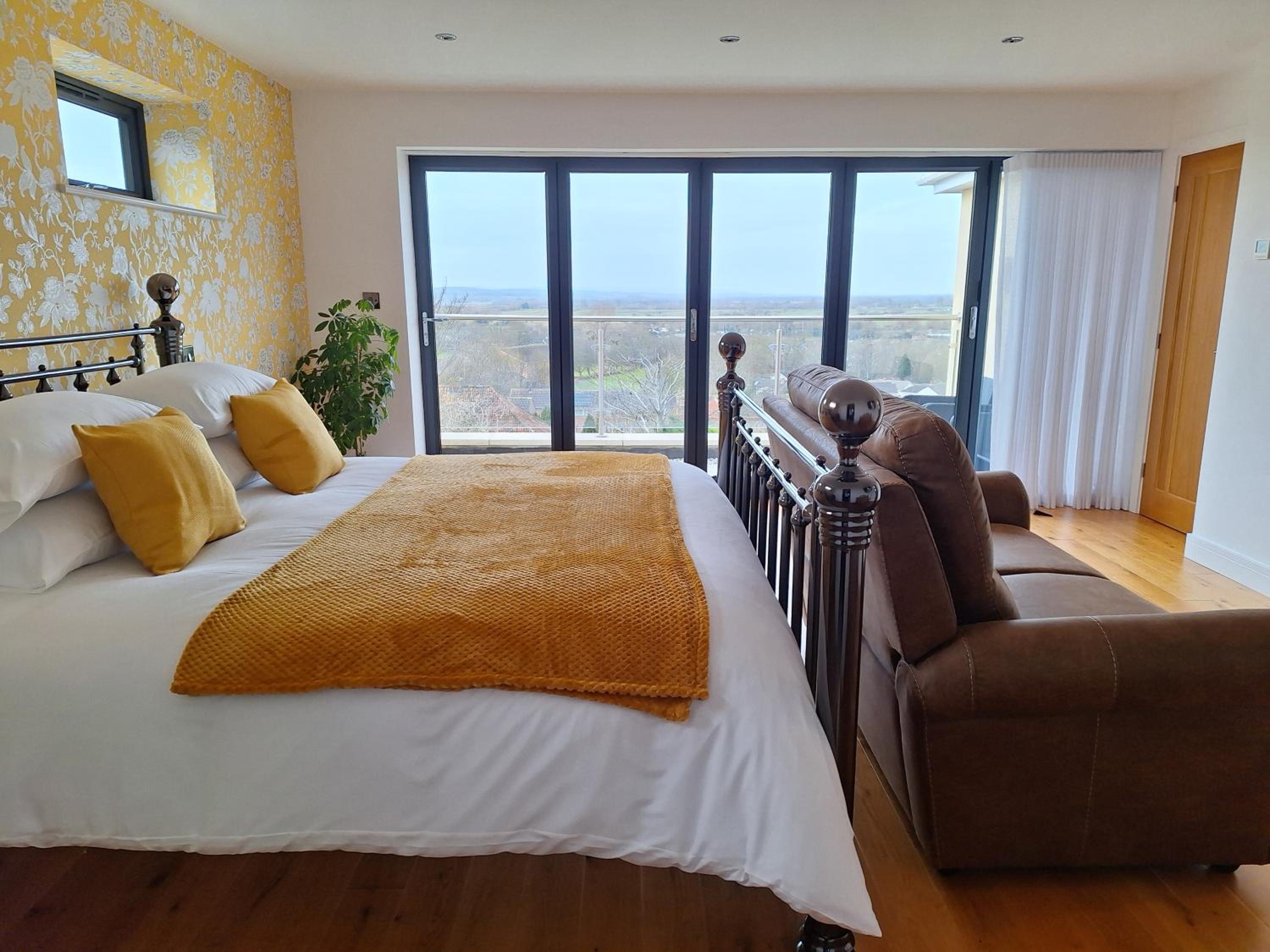 Deluxe Double Room with Balcony photo 1