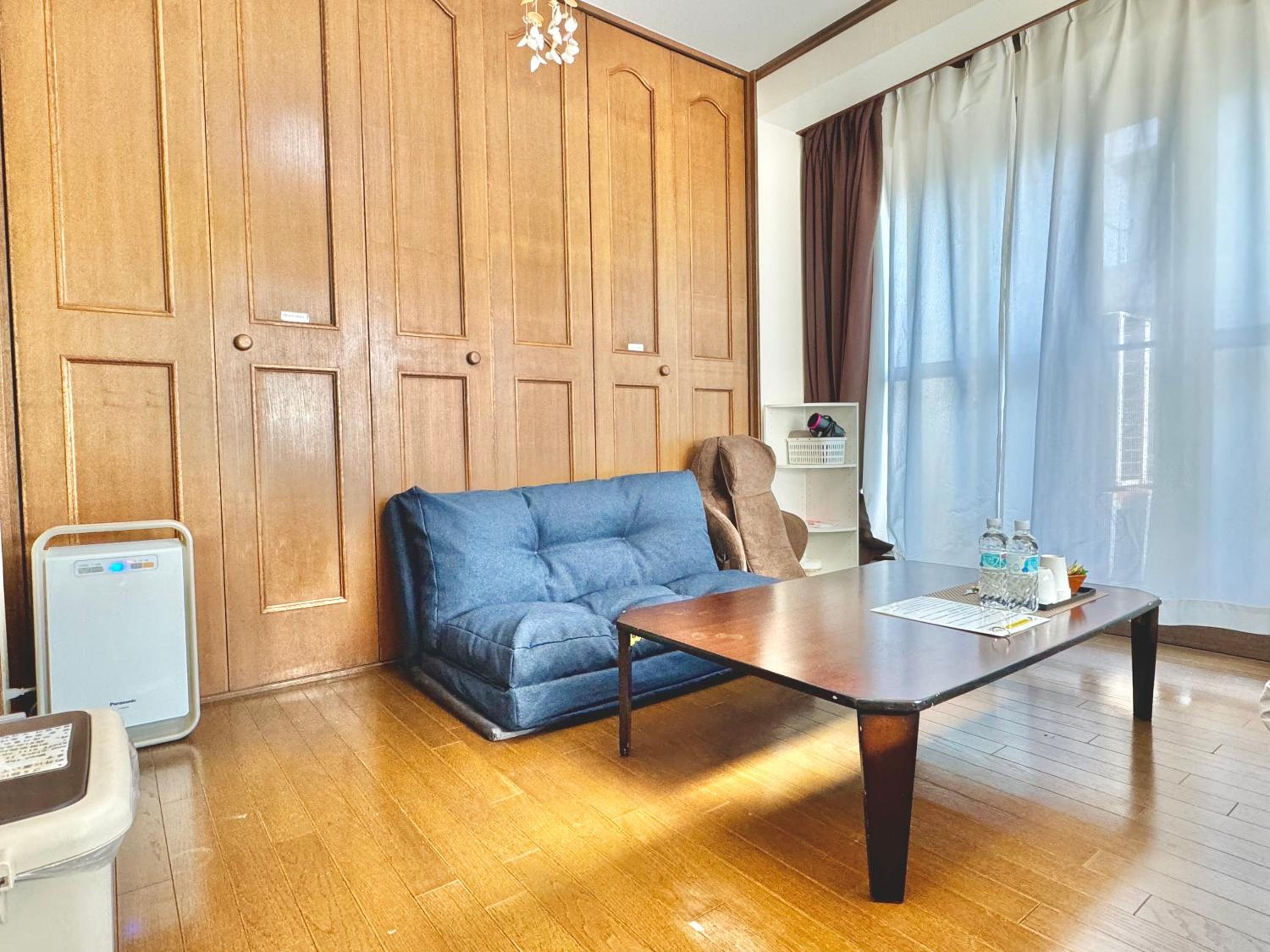 One-Bedroom Standard Apartment photo 3