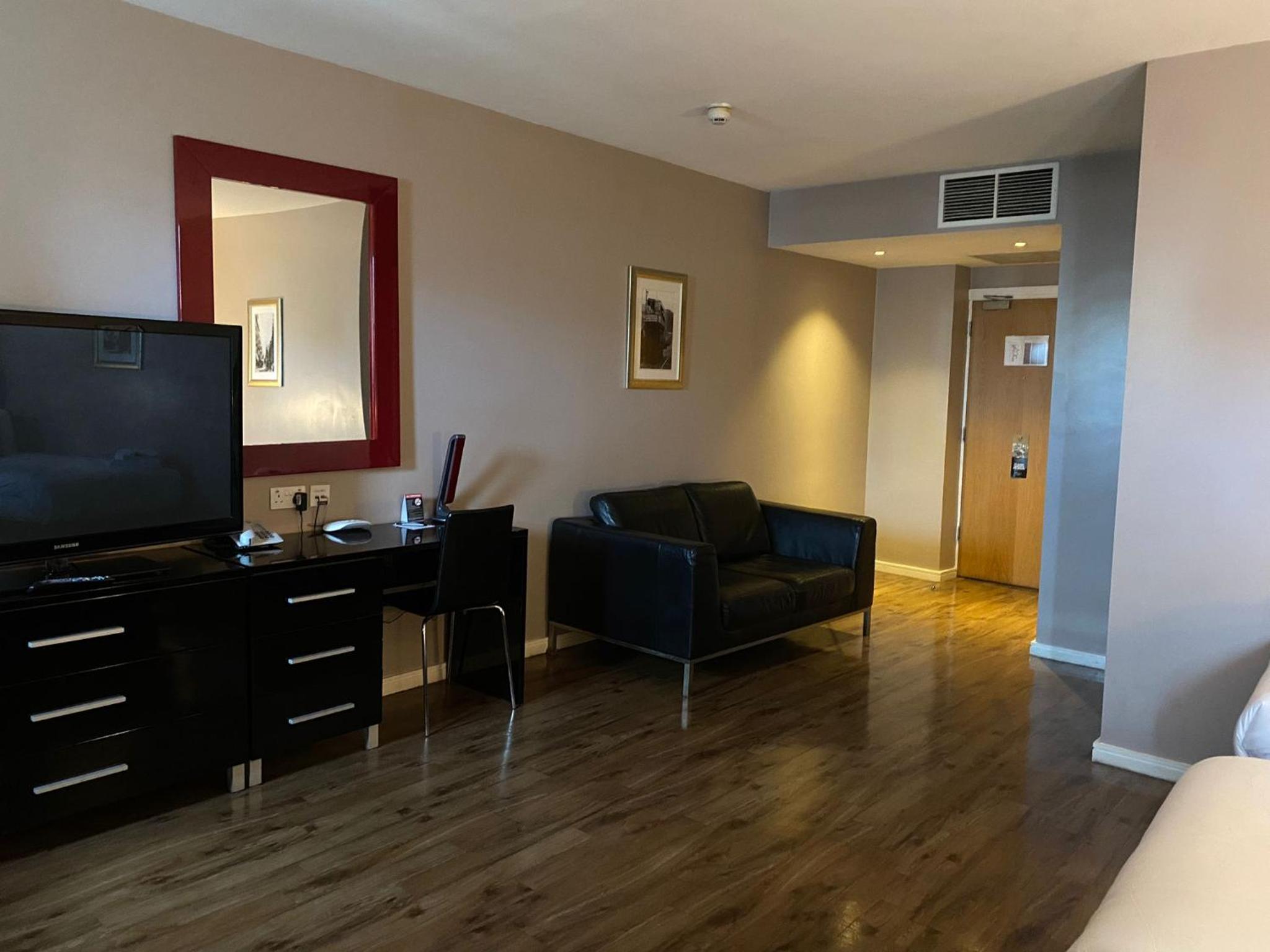 Standard Triple Room photo 3