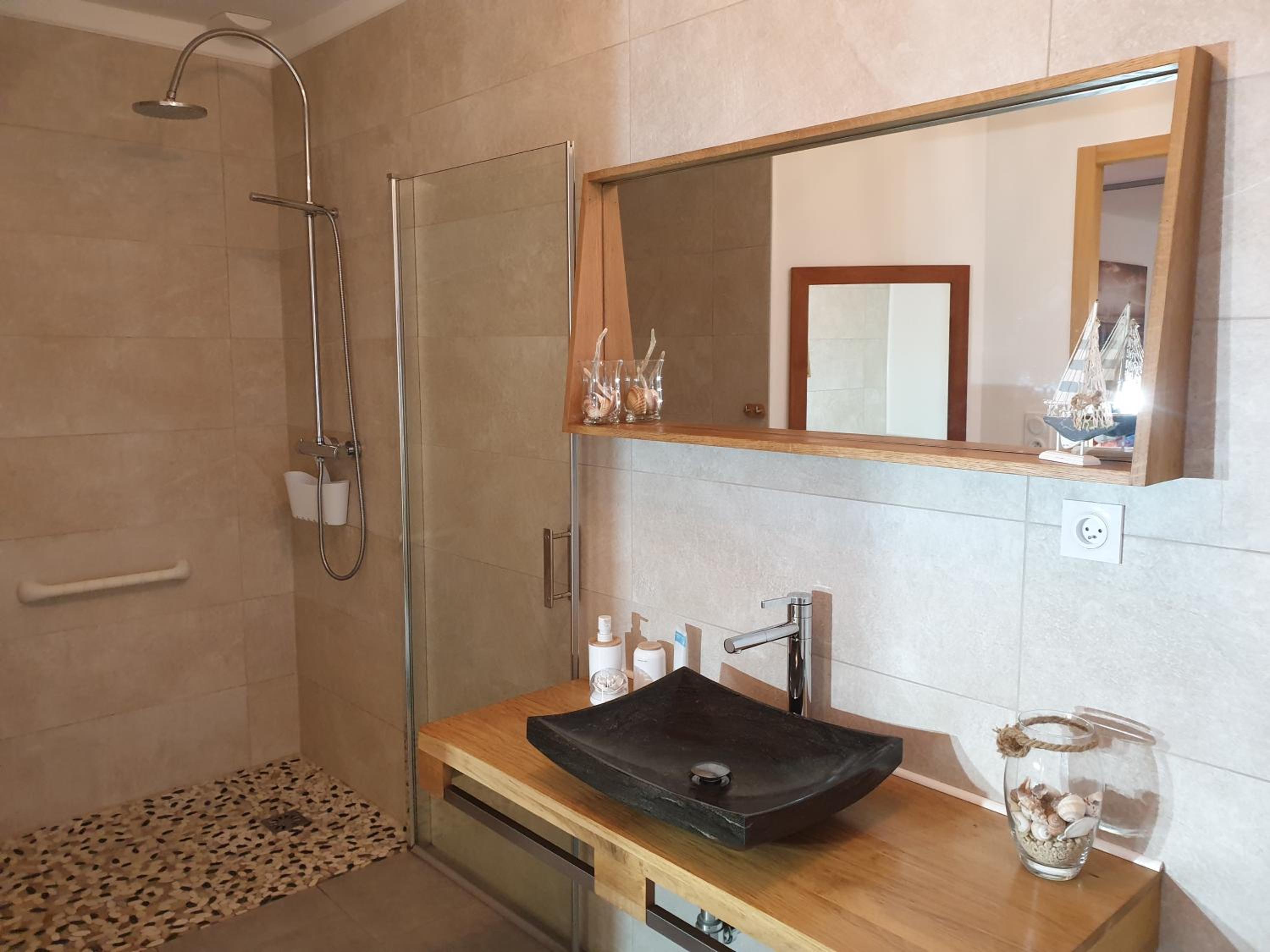 Double Room - Disability Access - Photo 7