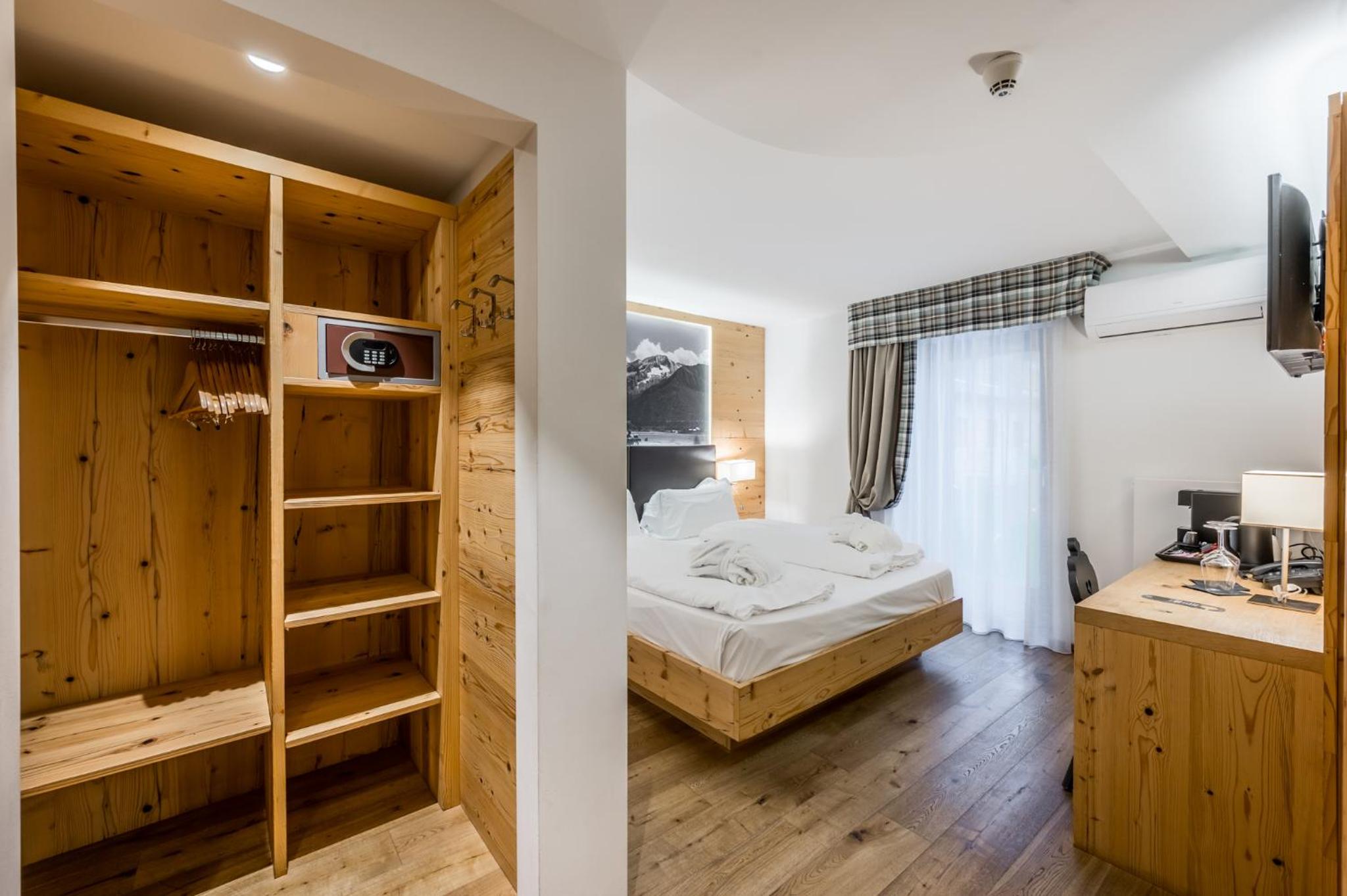 King Suite With Balcony