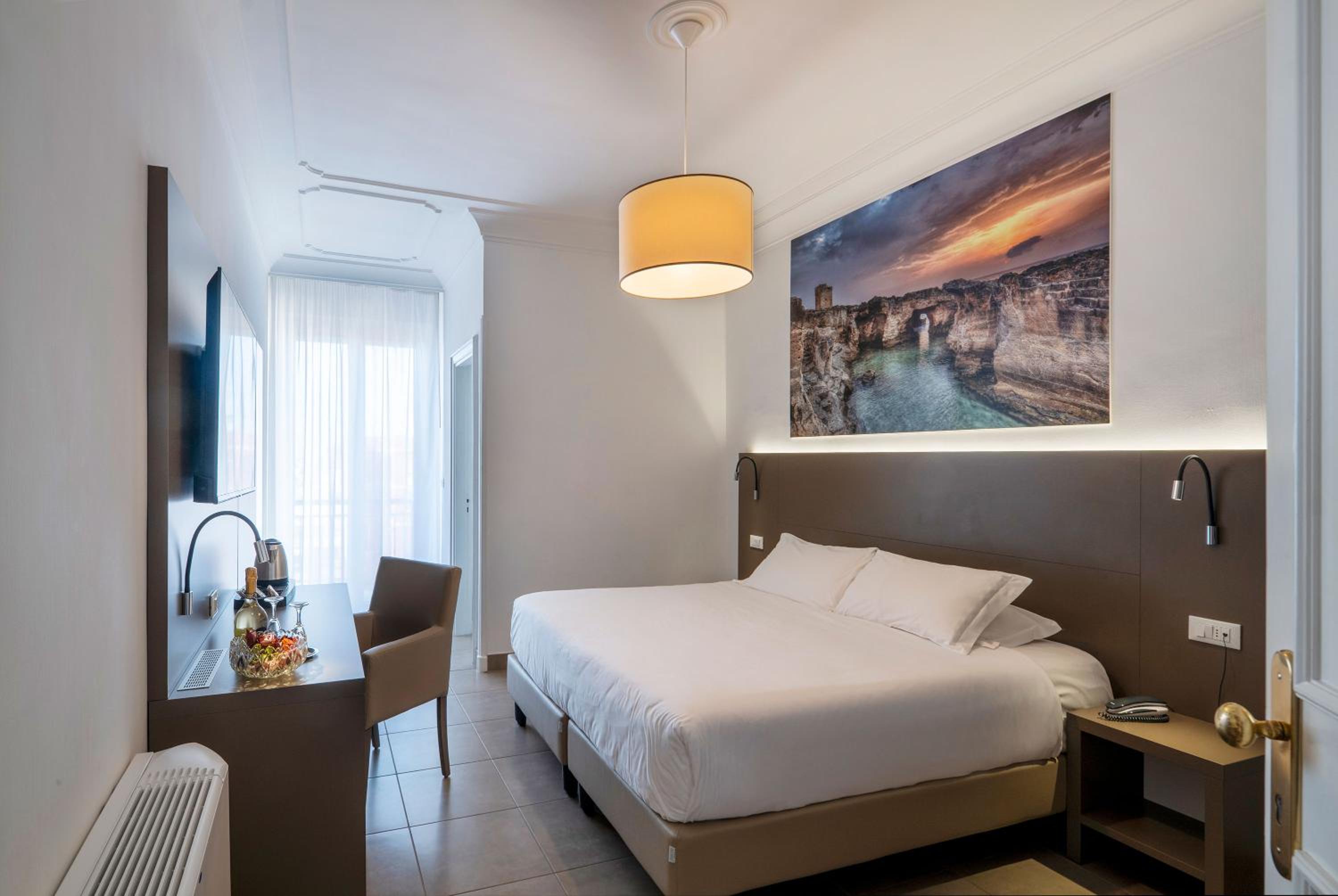 Superior Double or Twin Room - Photo 1