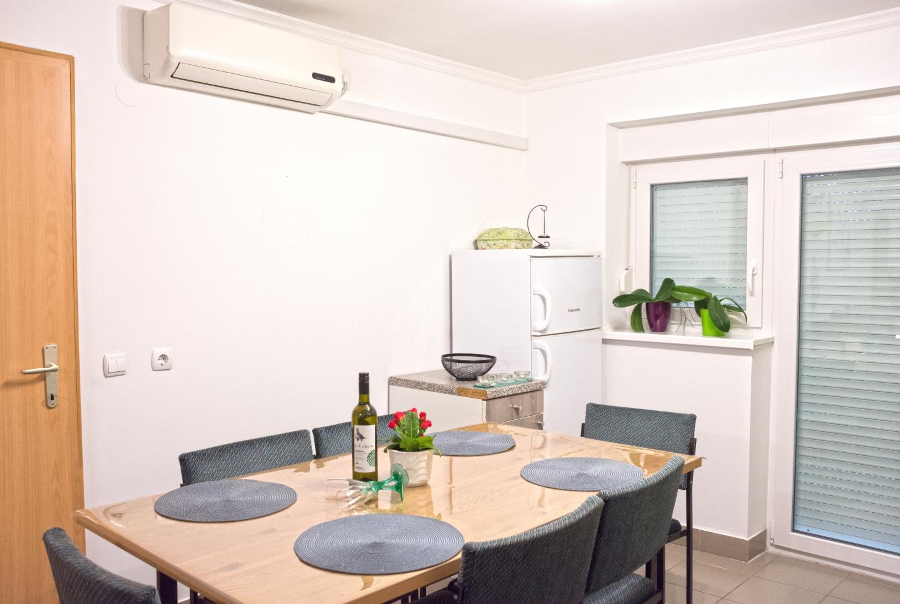 Two-Bedroom Apartment - Photo 34
