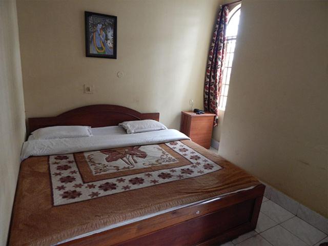 Standard Double Room with Fan photo 2