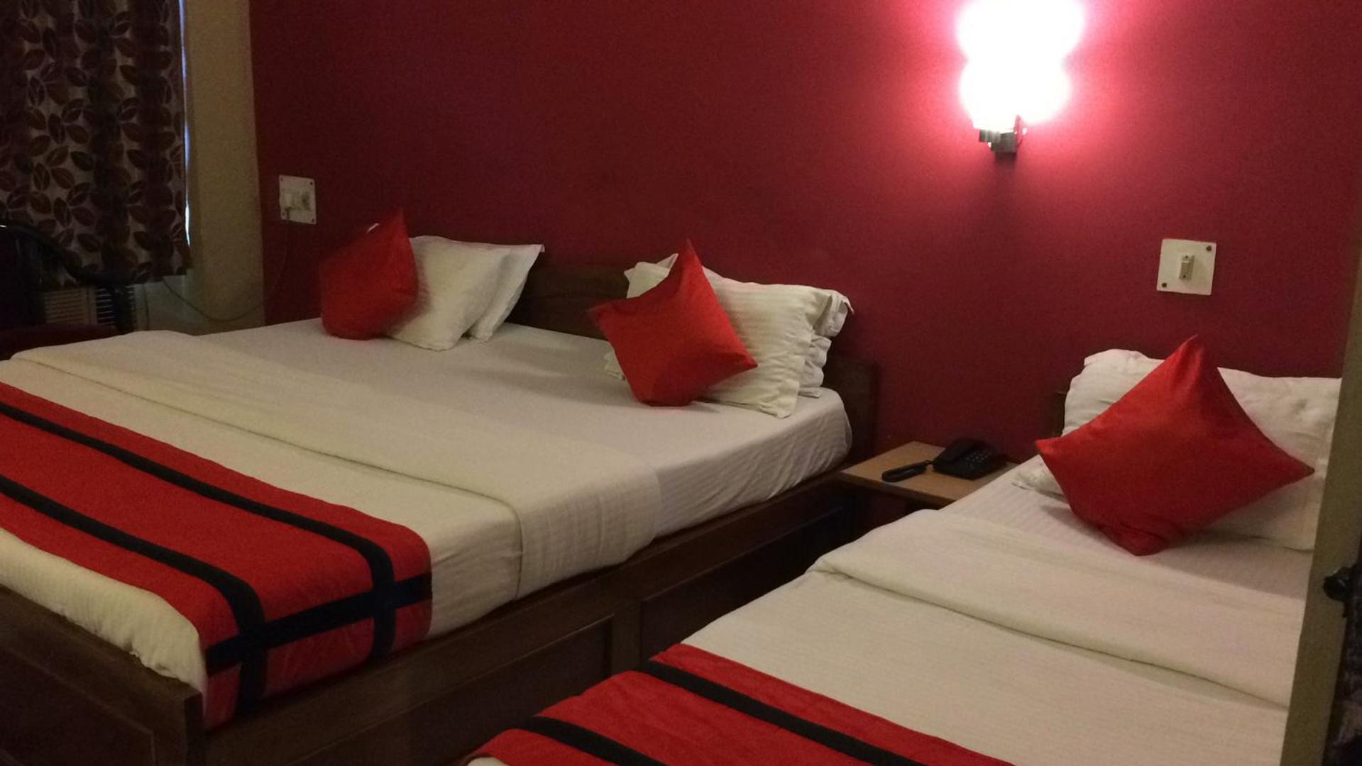Deluxe Triple Room photo 3