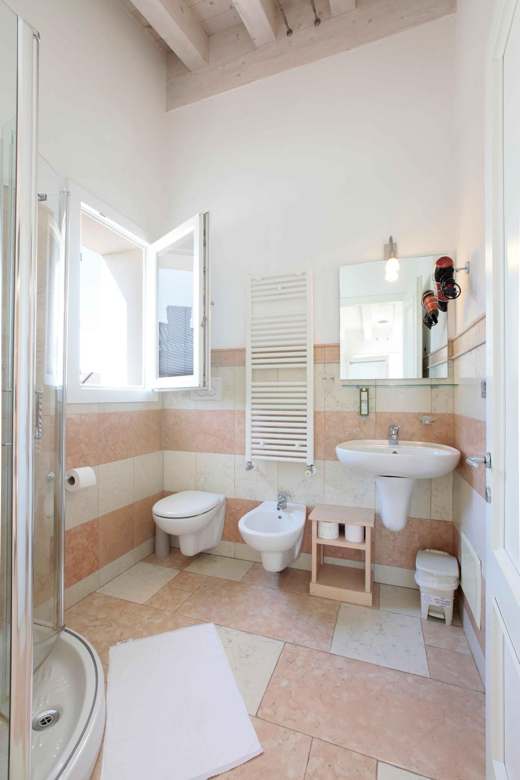 Superior Apartment - Photo 13