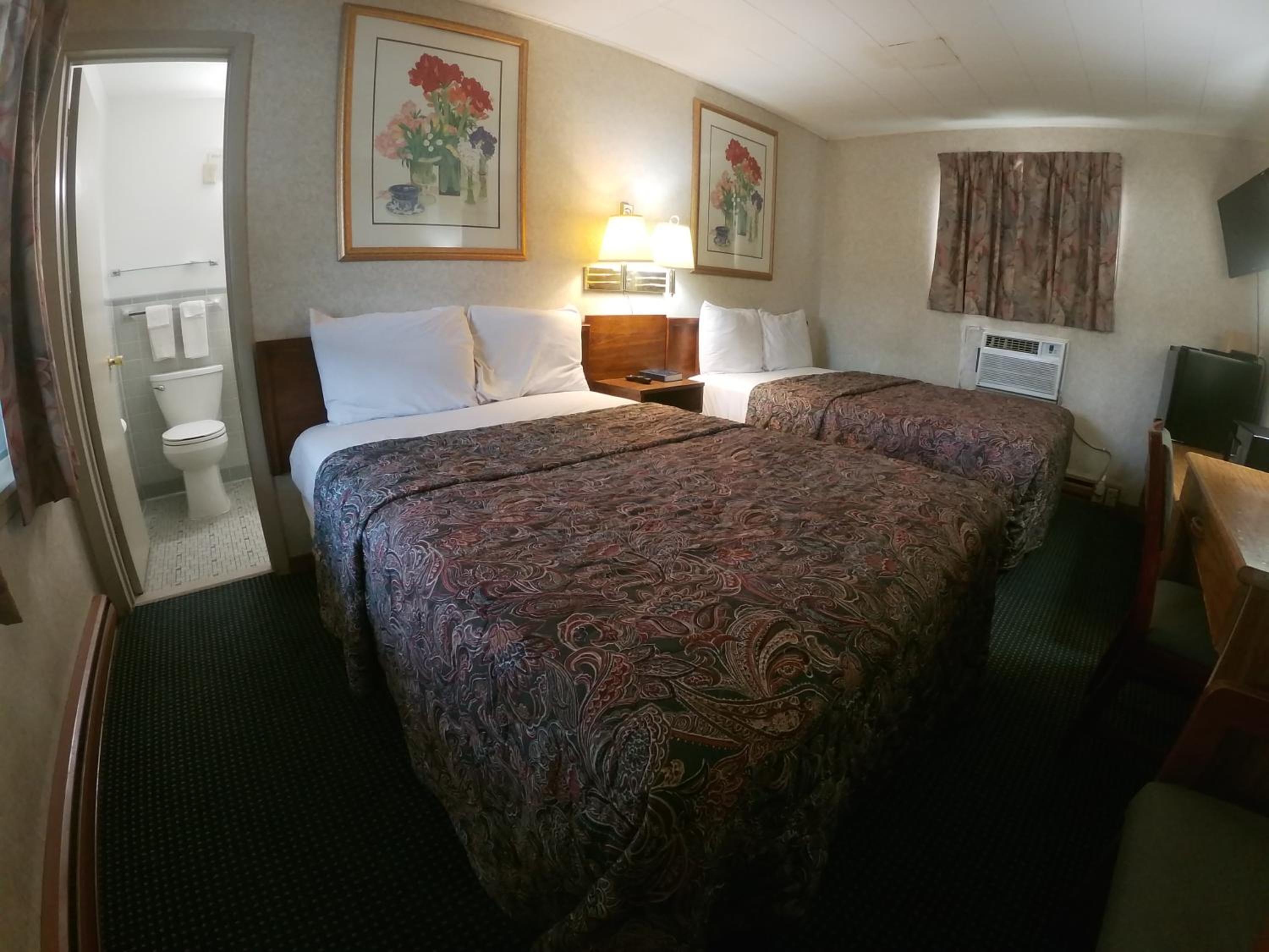 Budget Double Room photo 1