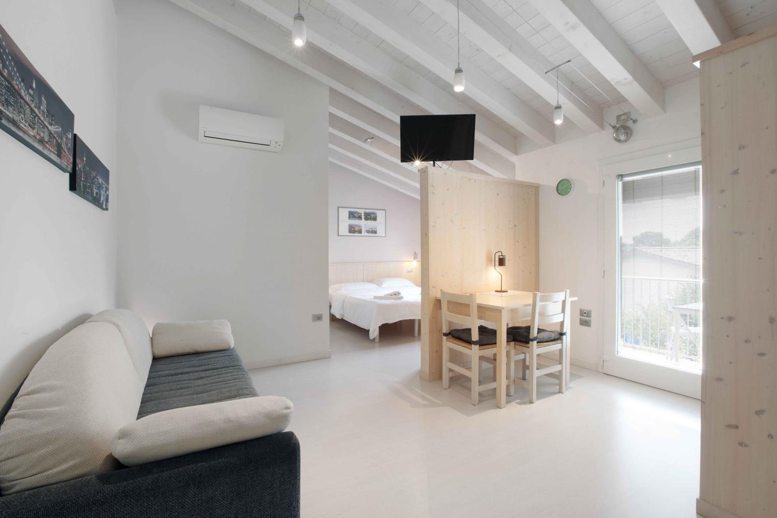 Superior Apartment - Photo 11