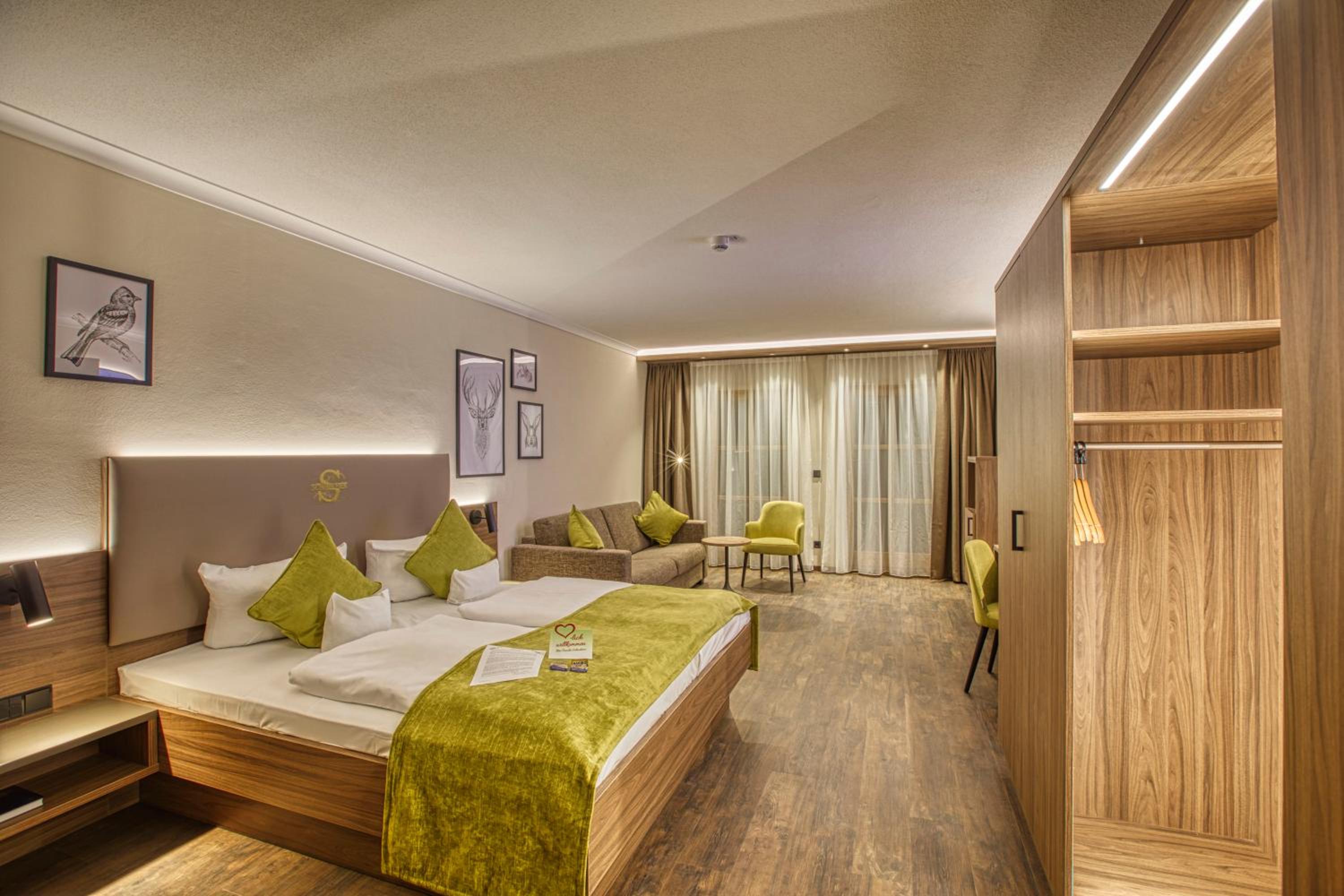 Junior Suite - Photo 1