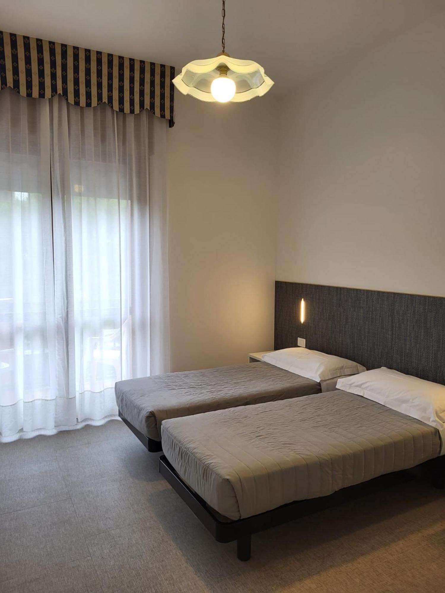 Double or Twin Room photo 1