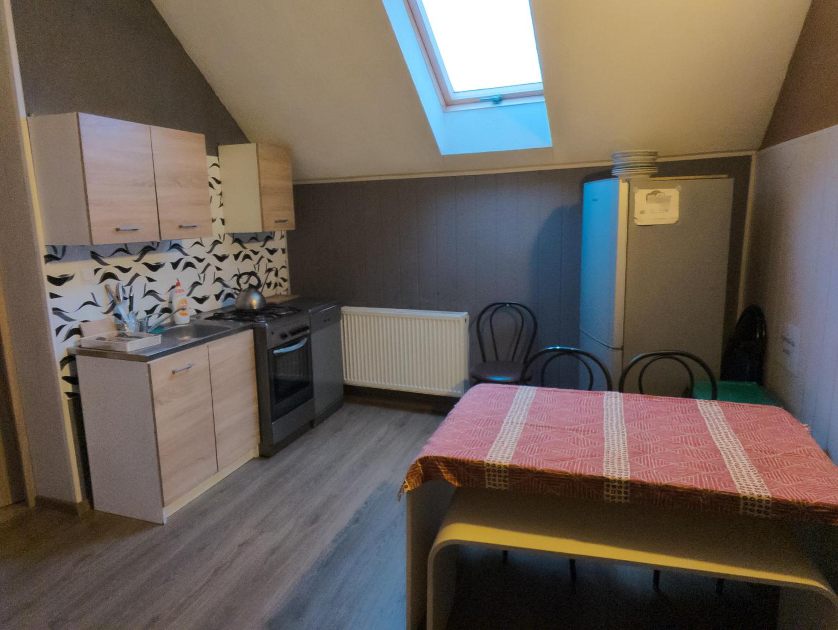 Triple Room with Shared Bathroom photo 2