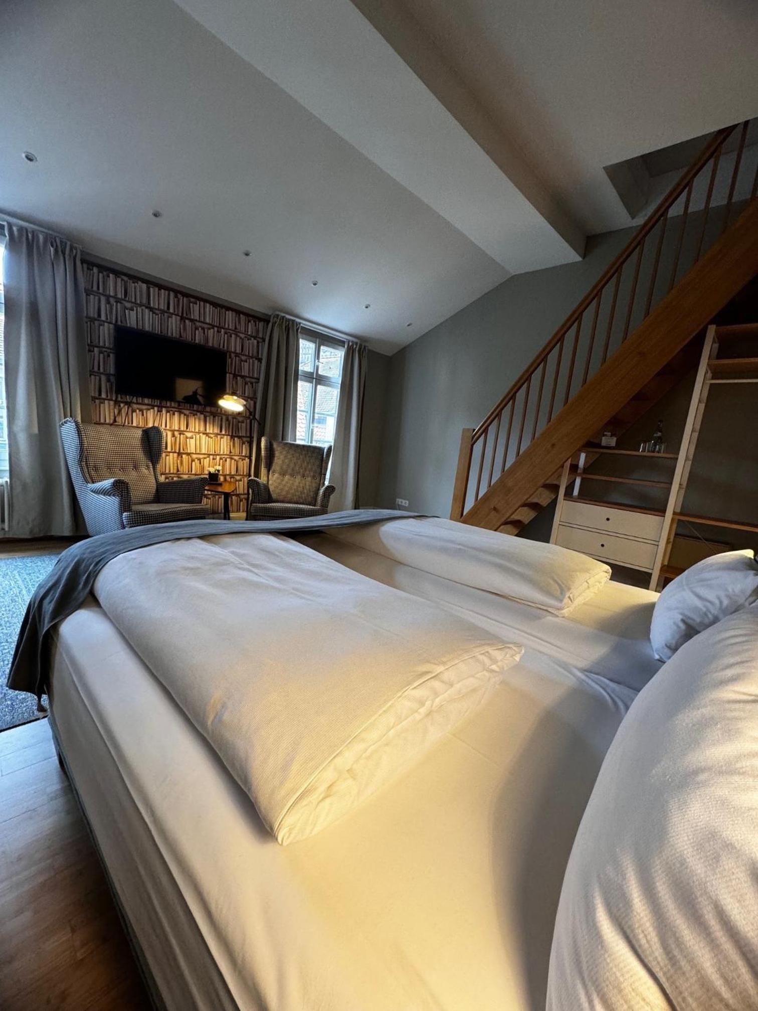Deluxe Double Room - Photo 15
