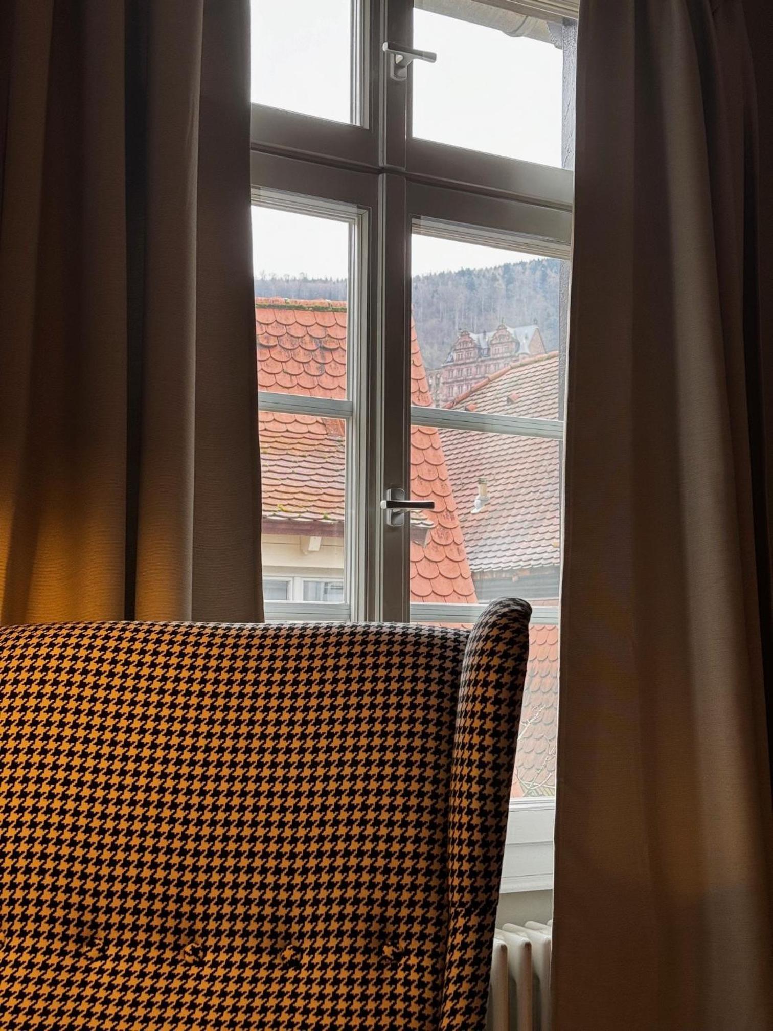 Deluxe Double Room - Photo 18