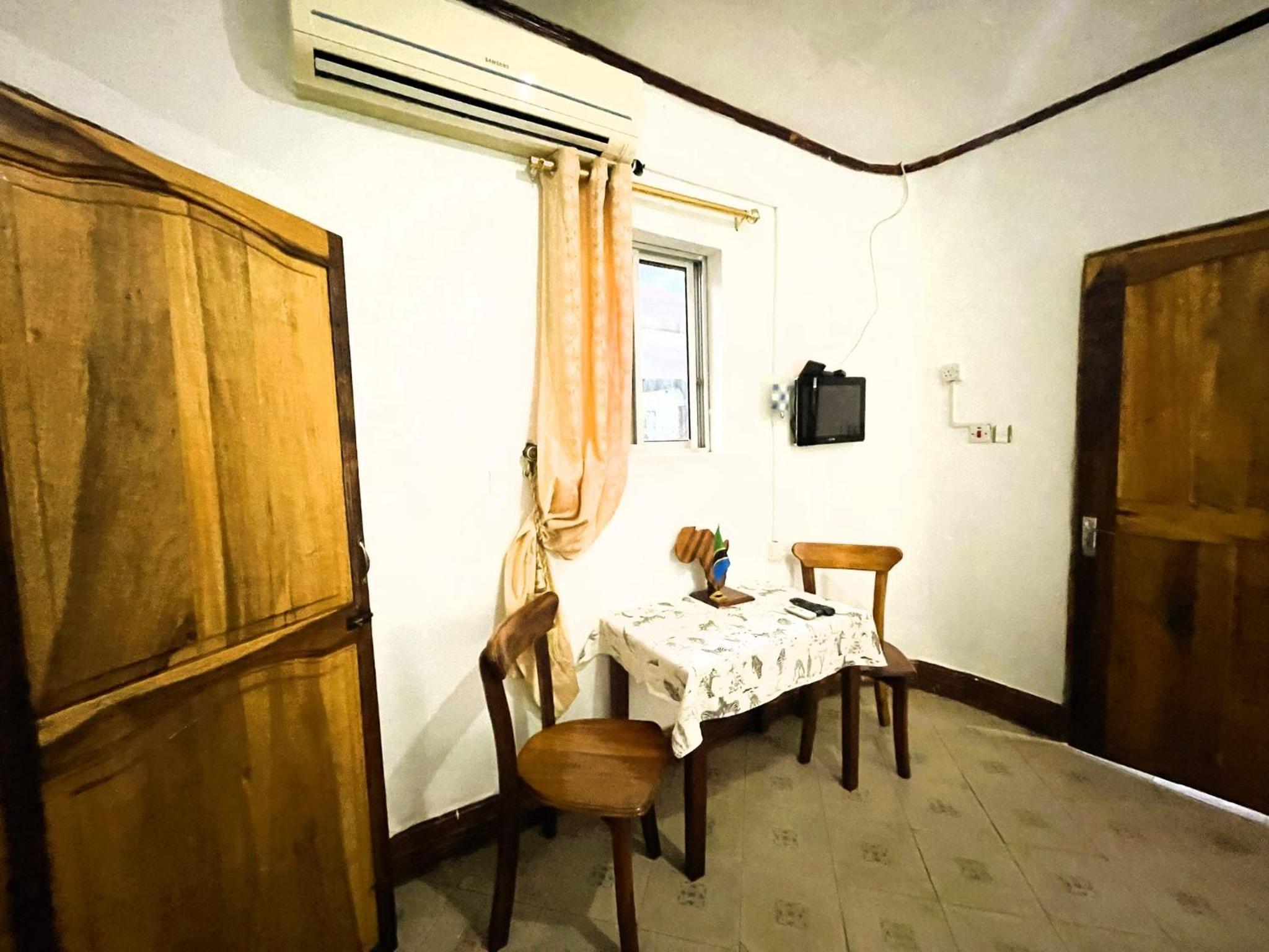 King Room with Balcony photo 3