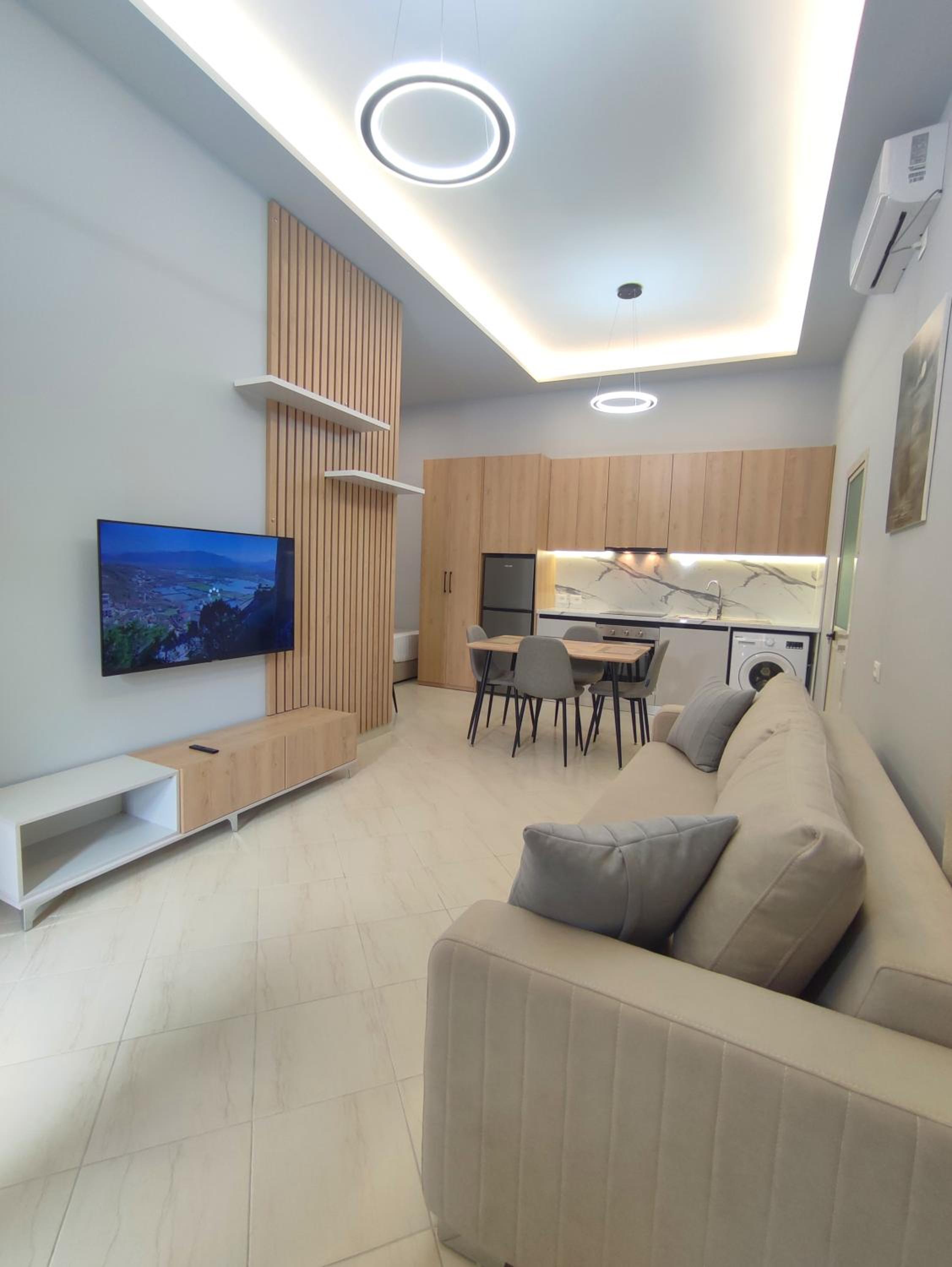 Family Room photo 1
