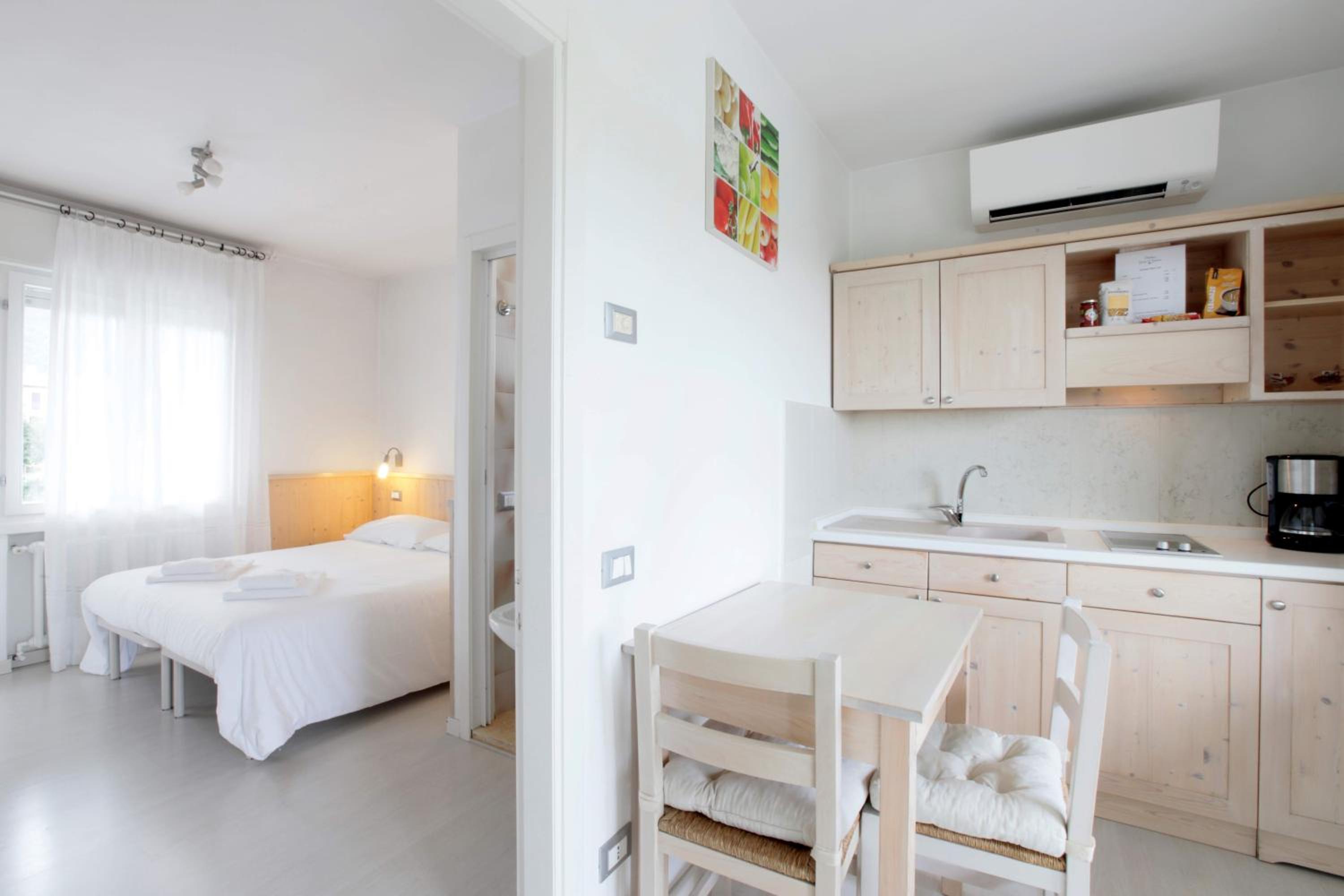 One-Bedroom Apartment - Photo 1