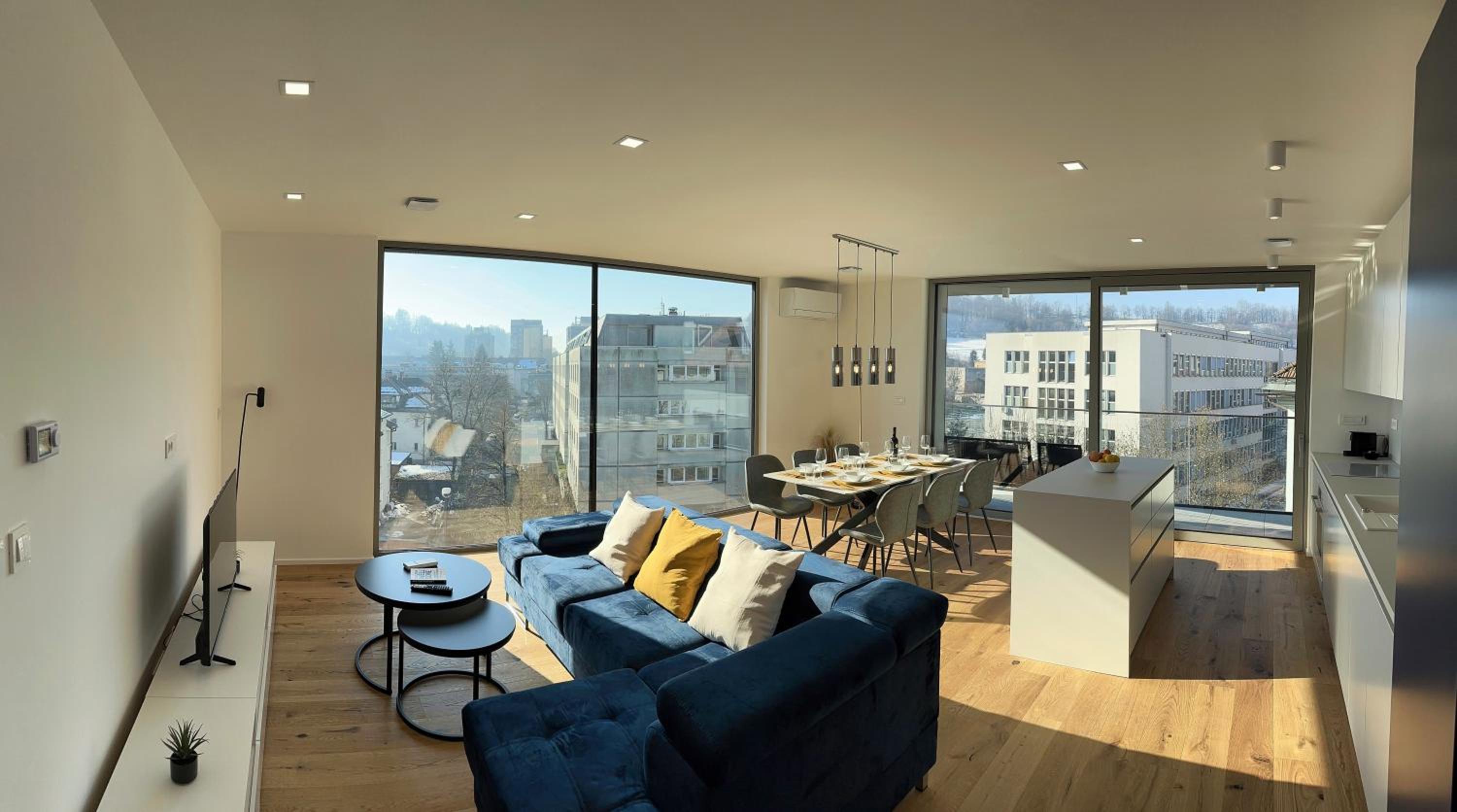 Two-Bedroom Apartment with Castle View photo 1
