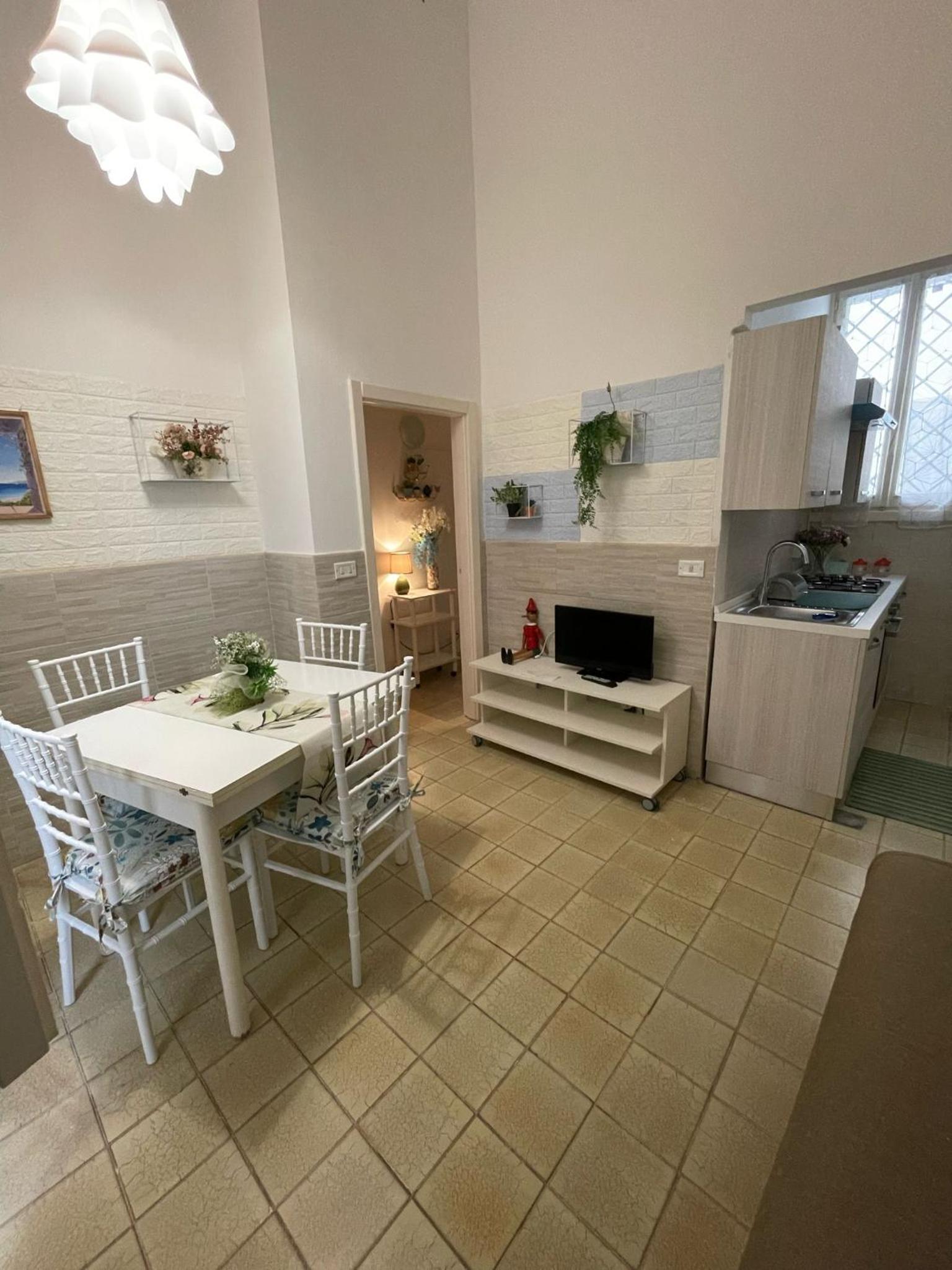 One-Bedroom House photo 2