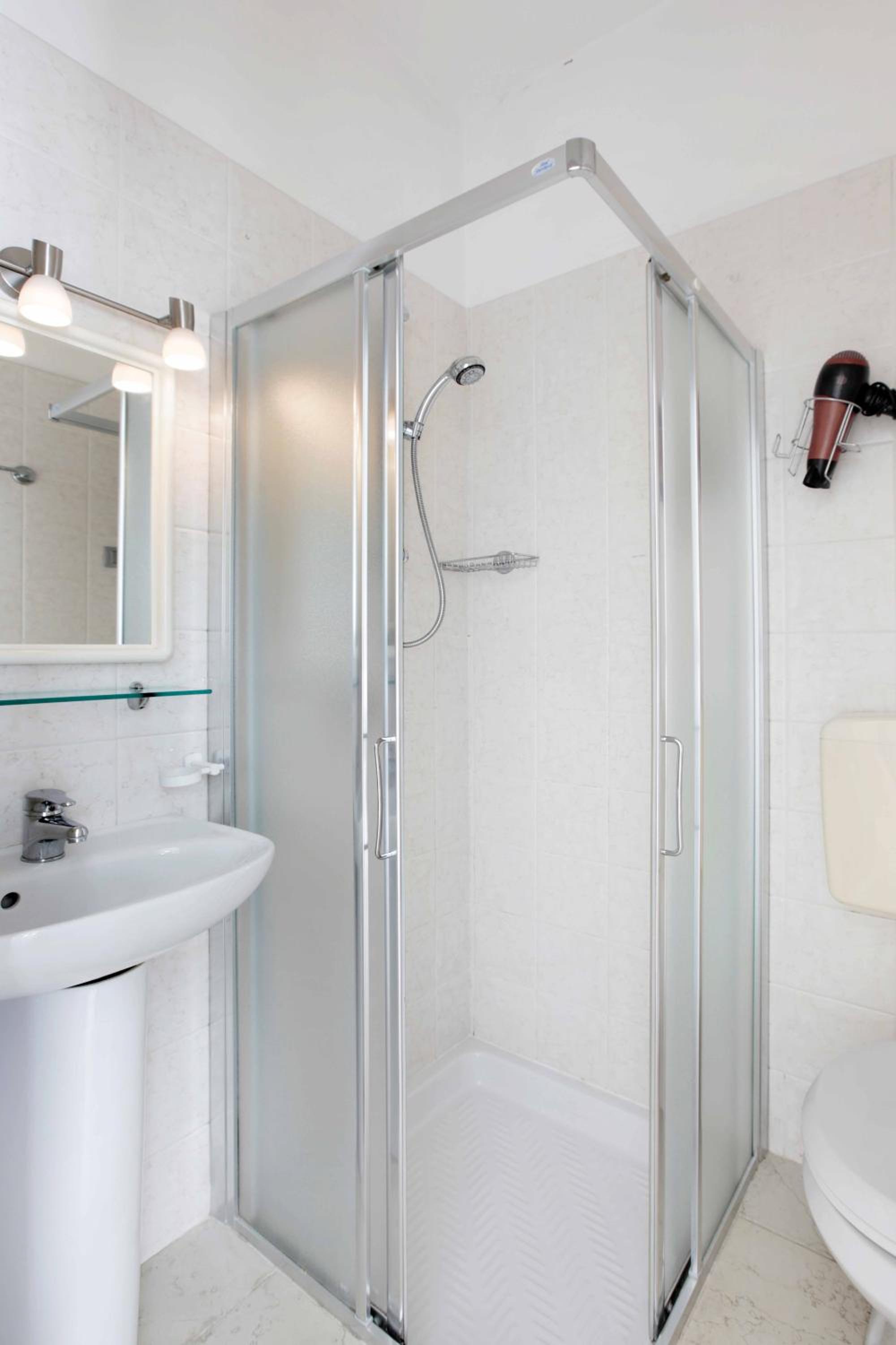Standard Apartment - Photo 10