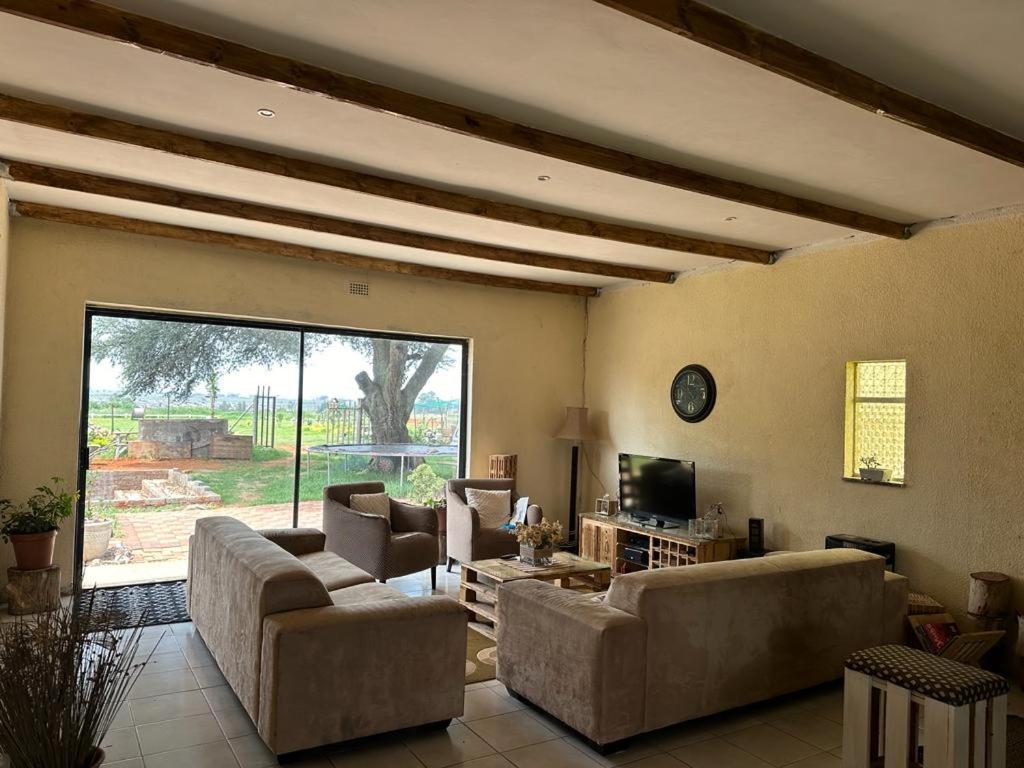 Three-Bedroom House photo 1