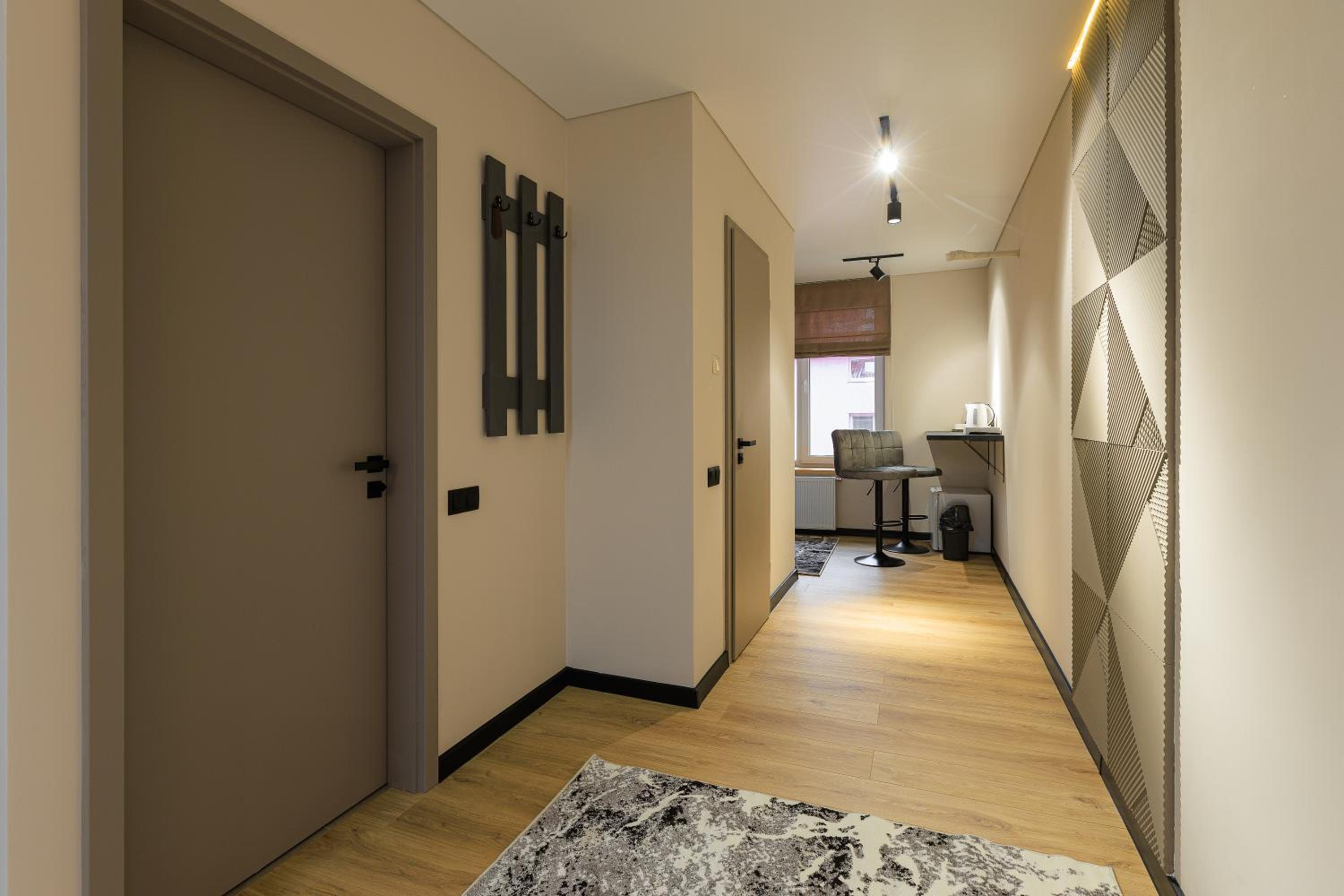 Large Double Room photo 2