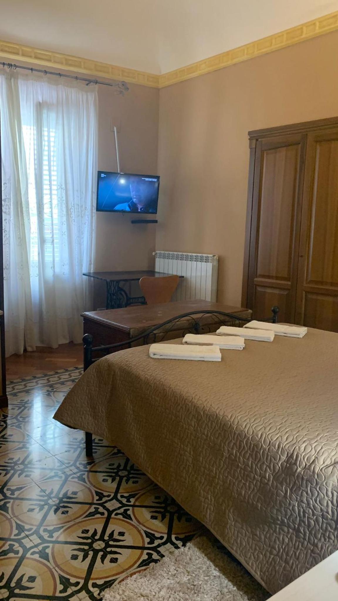 Queen Room