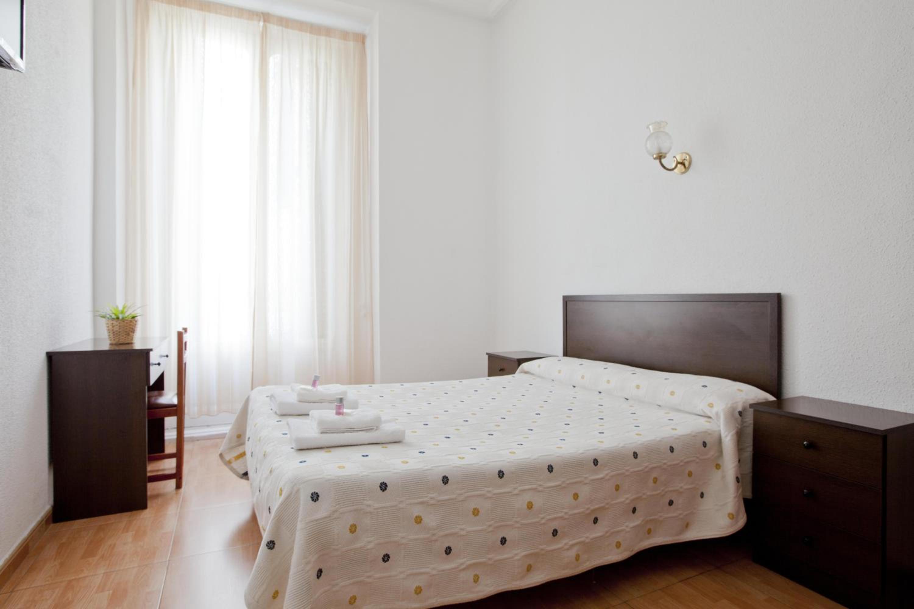 Double Room - Photo 1