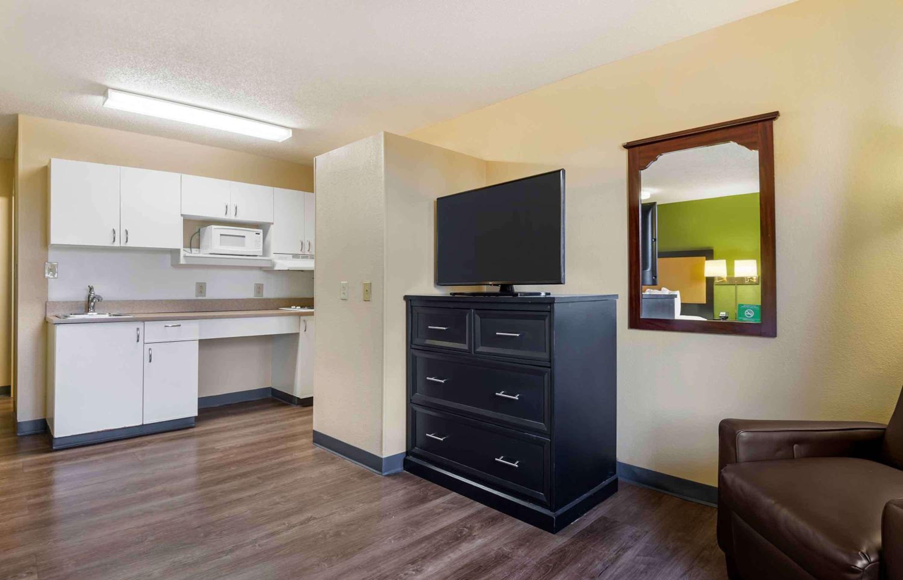 Studio with 2 Double Beds - Non-Smoking - Photo 4