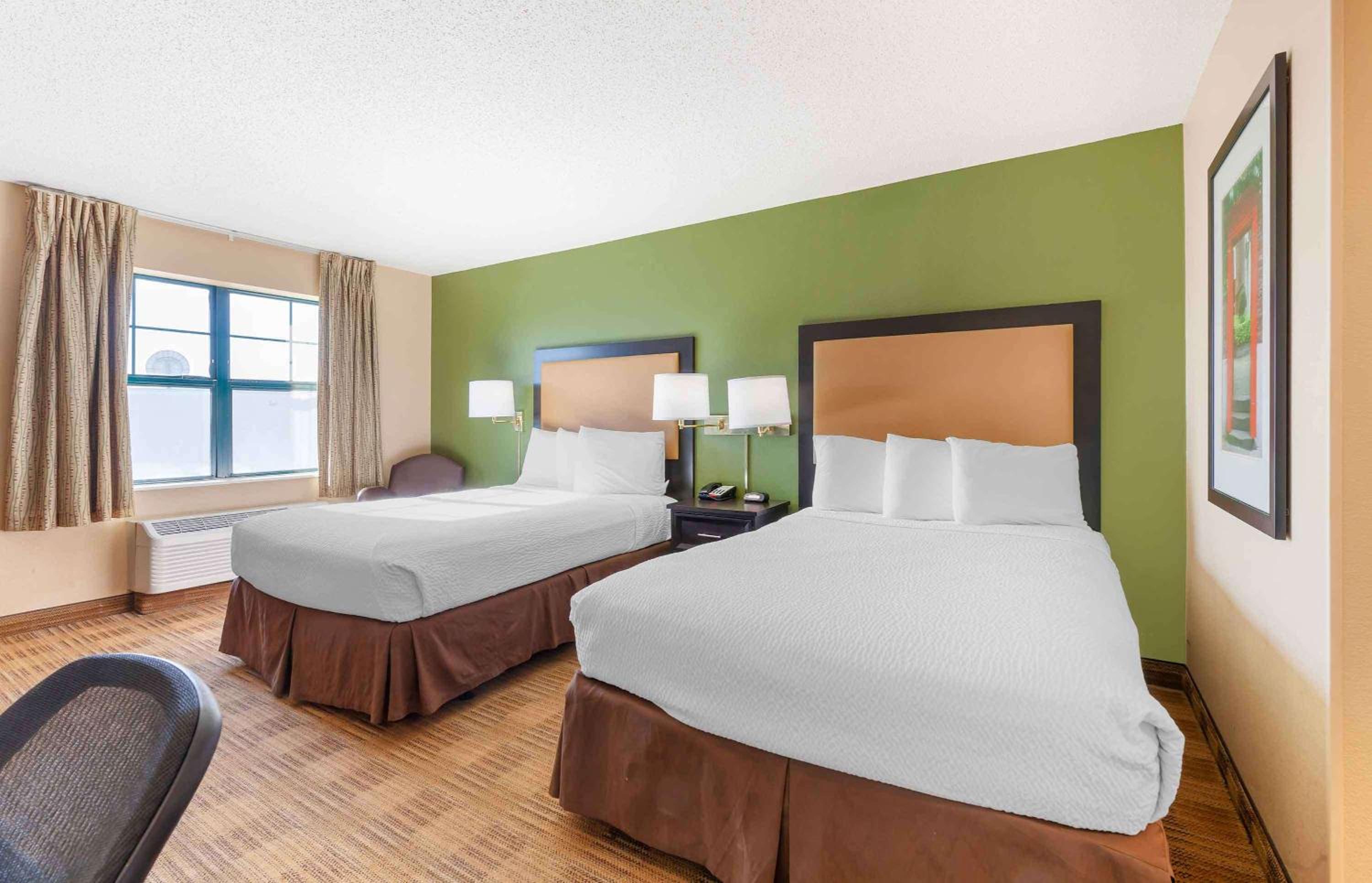 Studio with 2 Double Beds - Non-Smoking - Photo 1