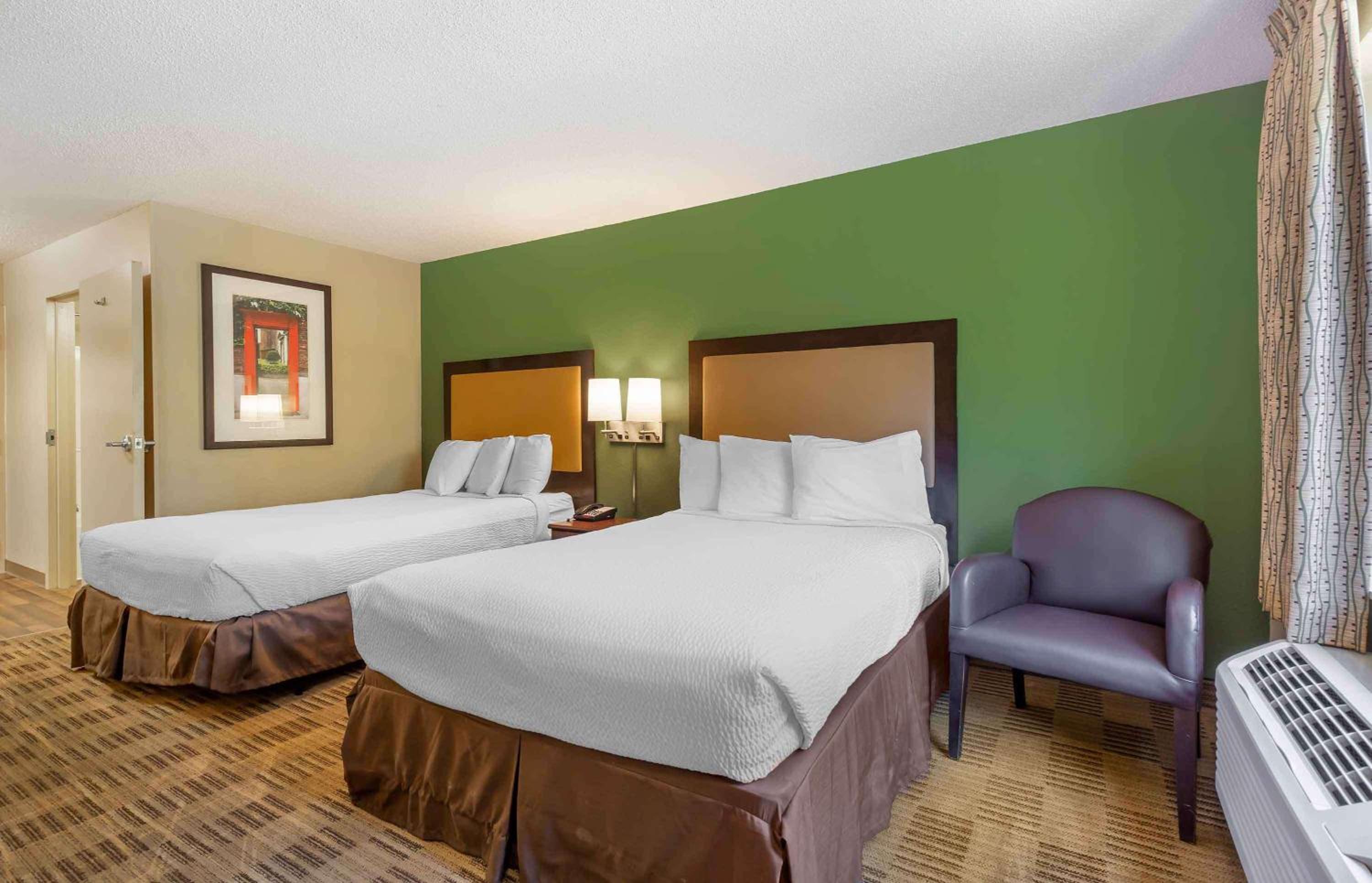 Studio with 2 Double Beds - Non-Smoking - Photo 1
