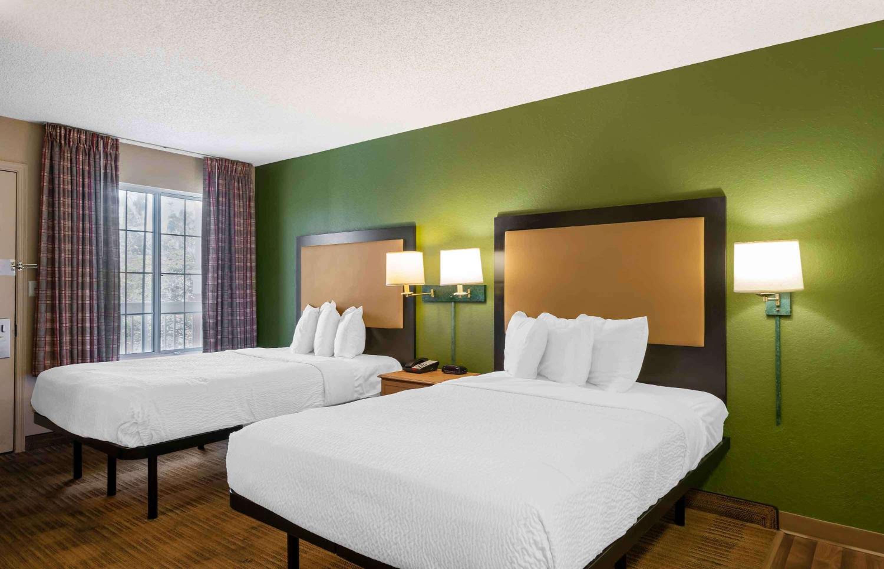 Studio with 2 Double Beds - Non-Smoking - Photo 4