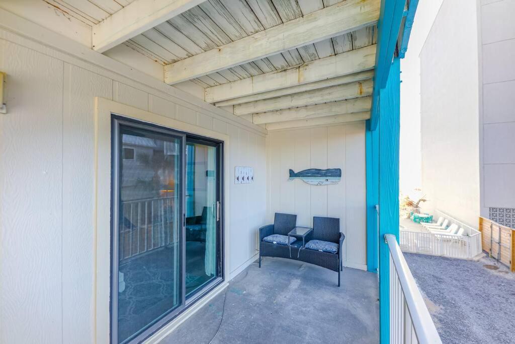 Apartment With Sea View photo 3