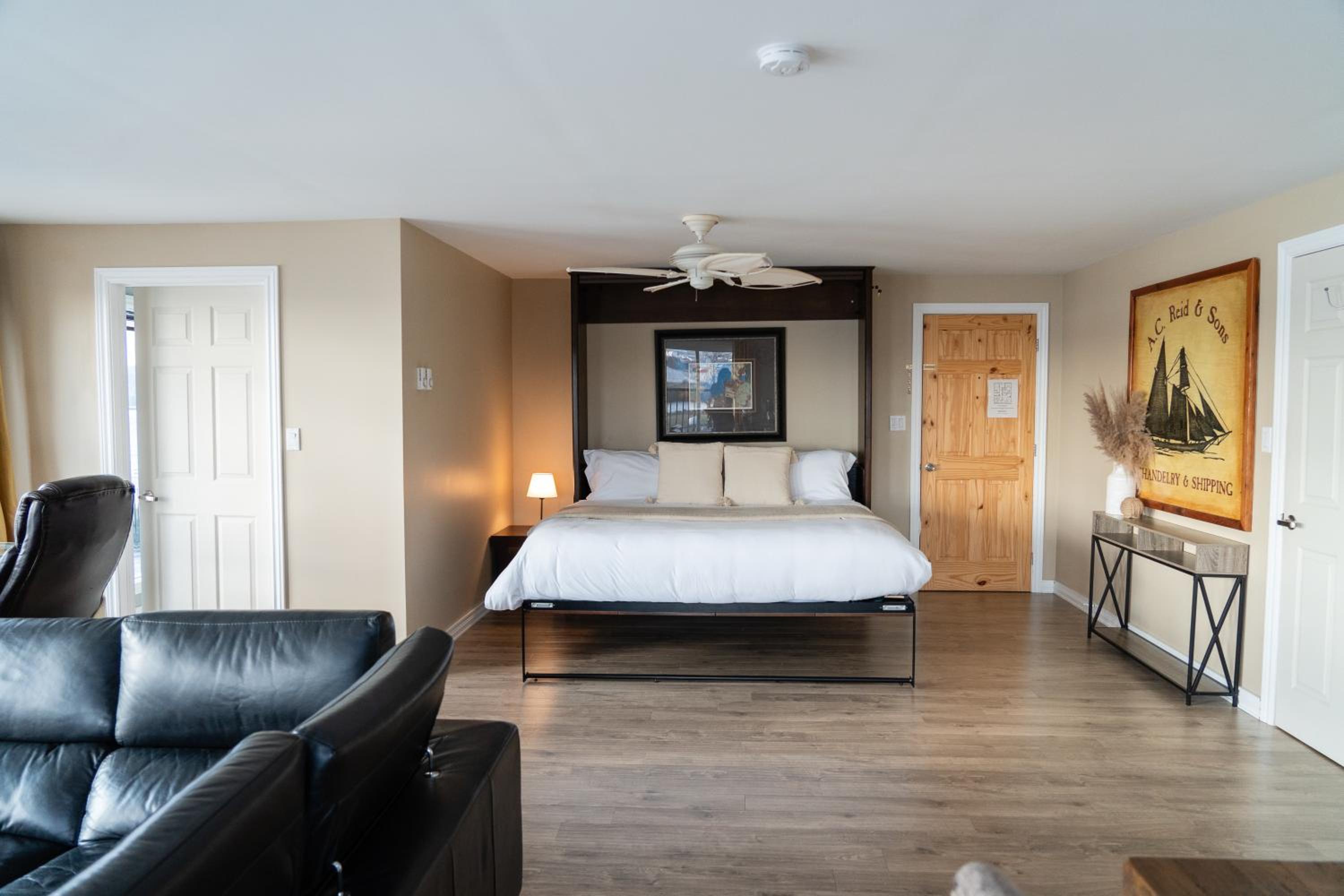 King Suite with Ocean View