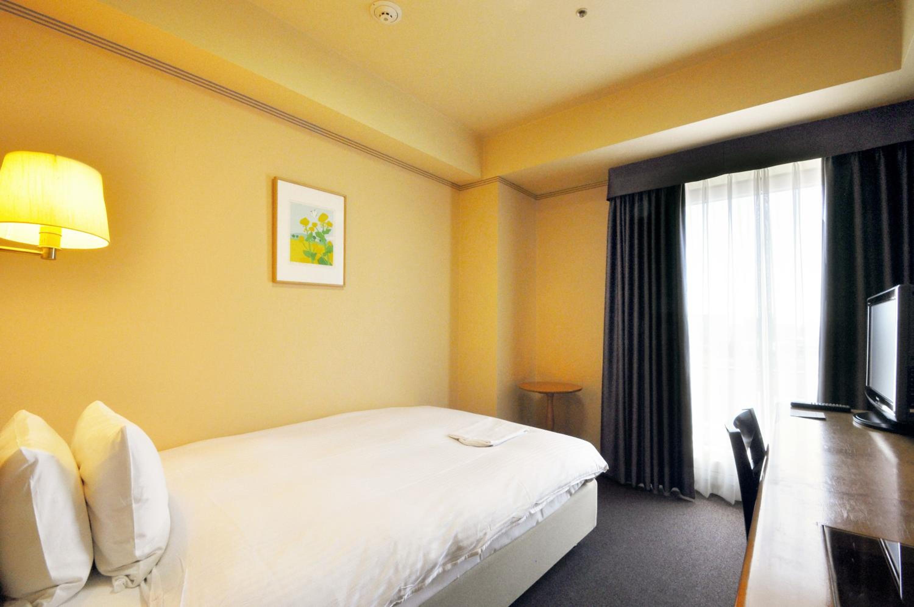 Single Room - Non-Smoking photo 1