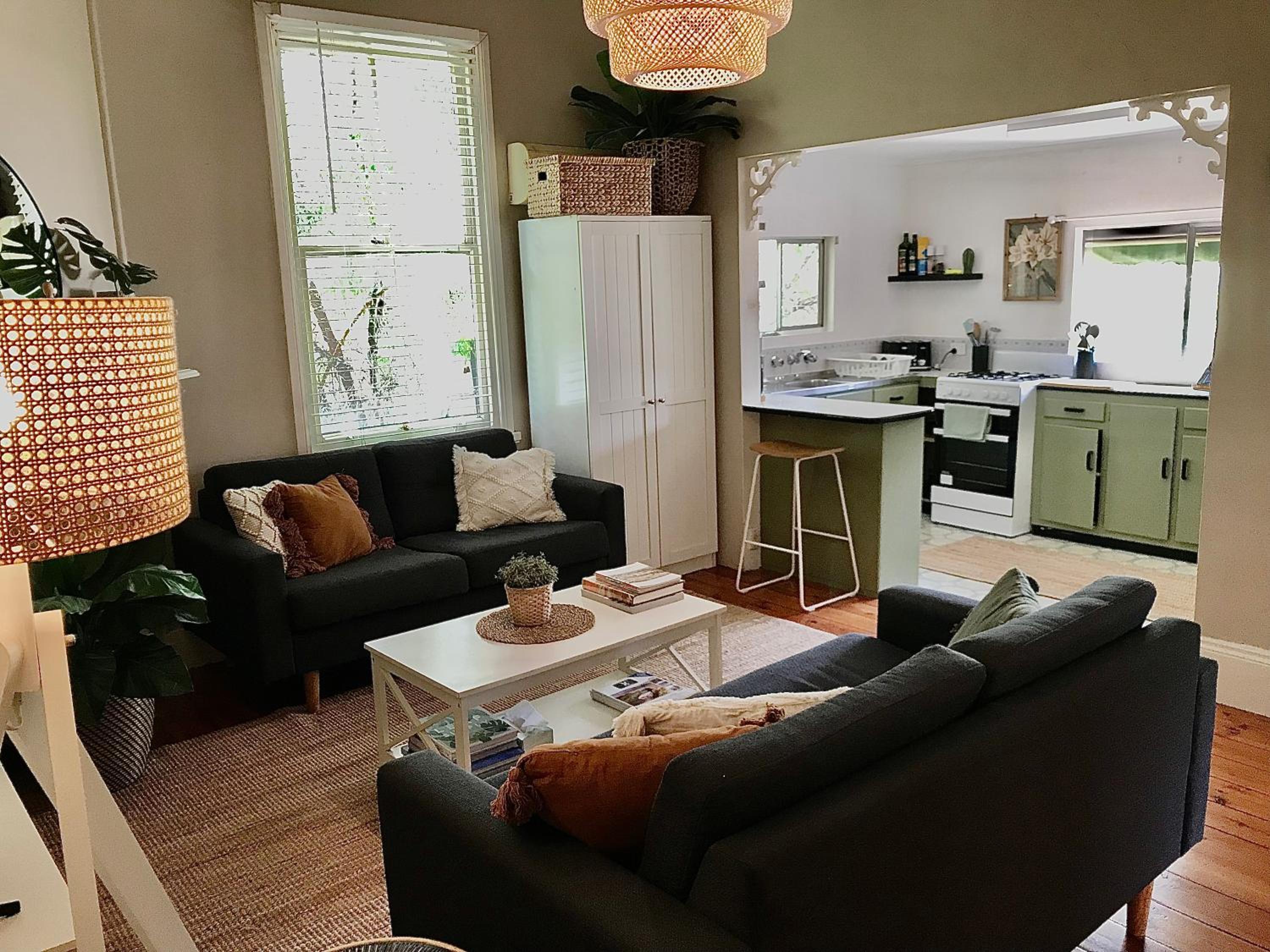 Three-Bedroom House photo 2