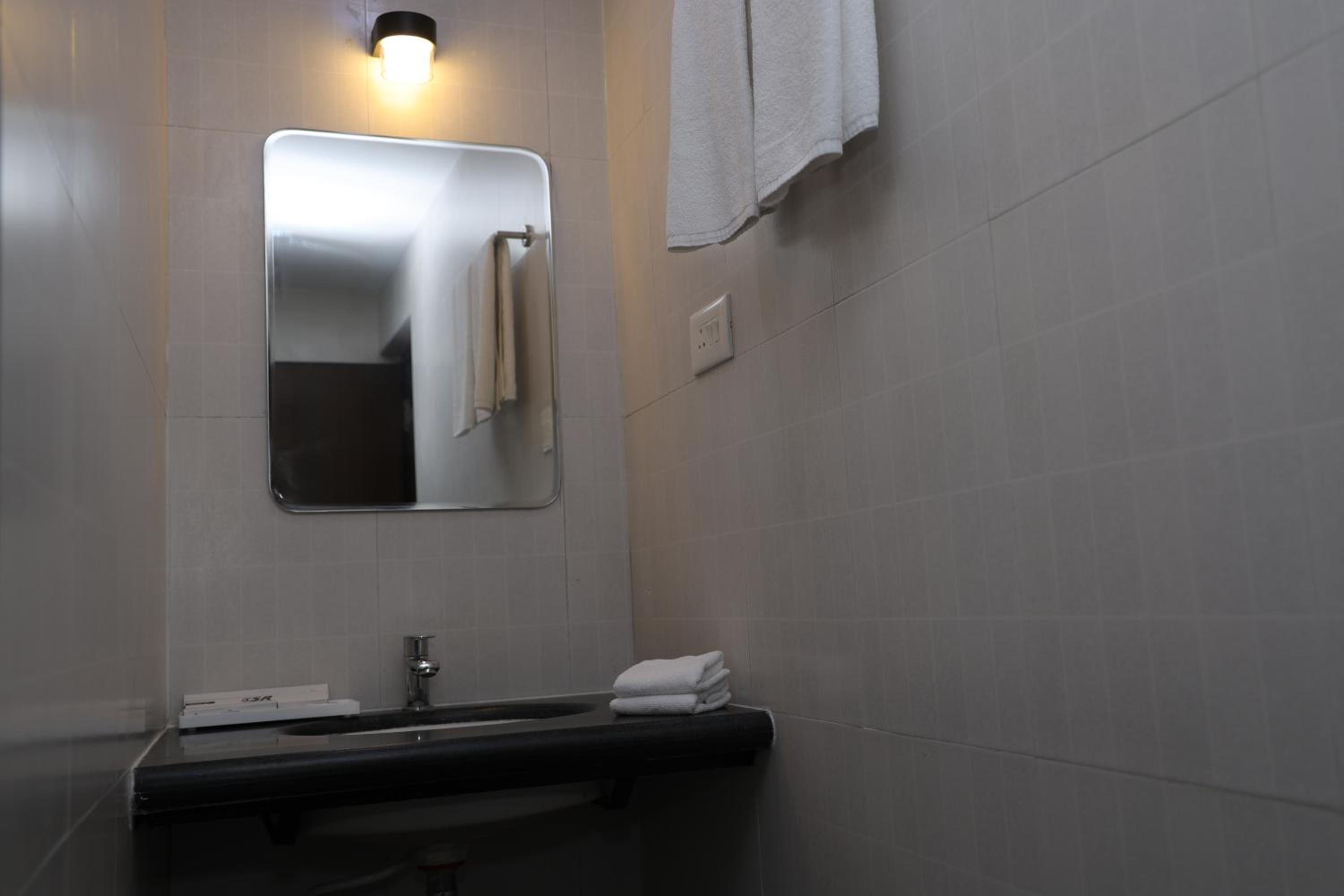 Classic Triple Room - Photo 2