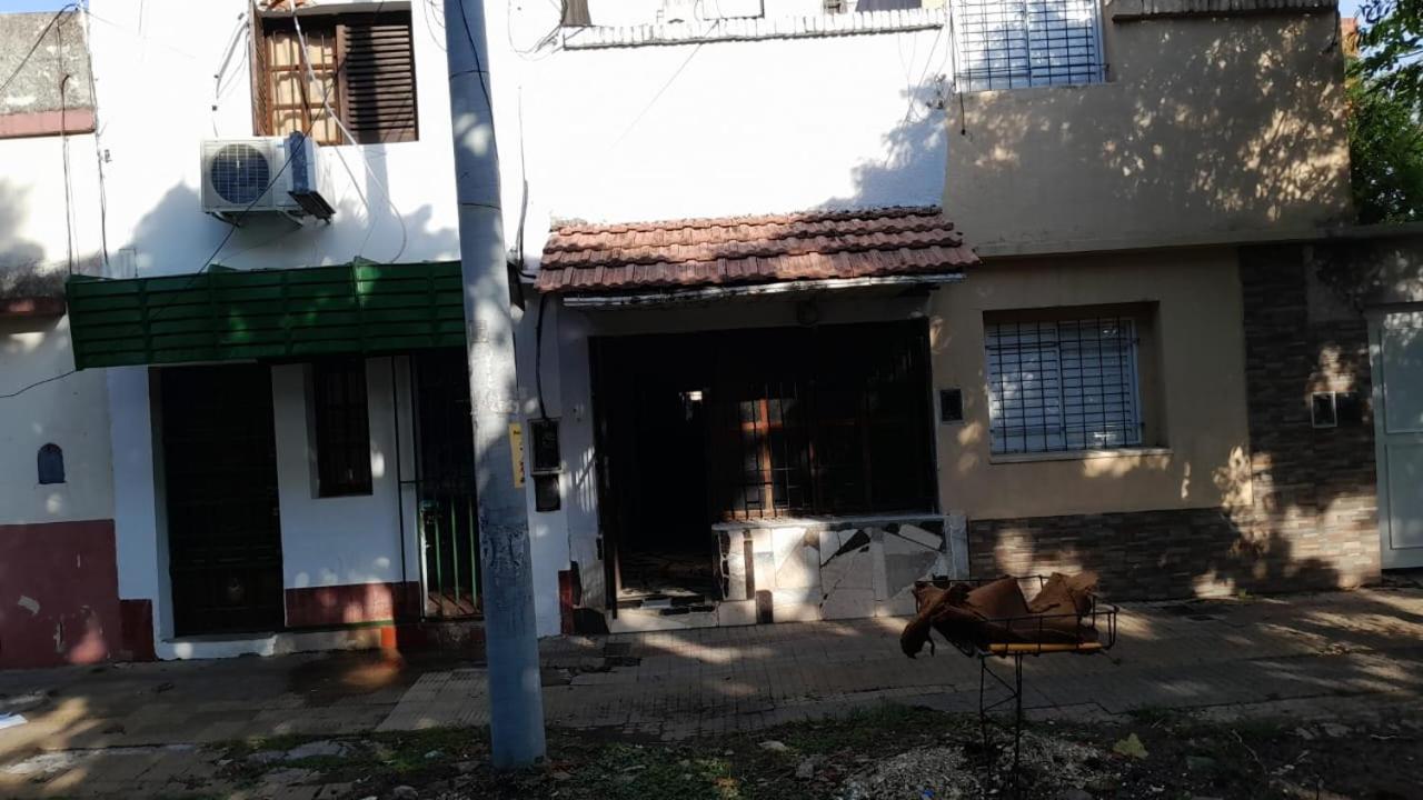 One-Bedroom House photo 2