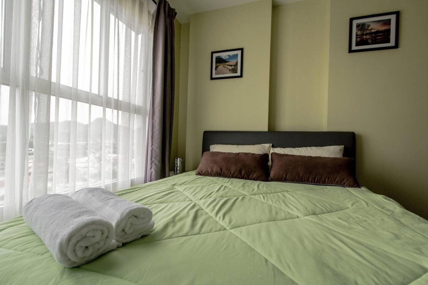 Studio Apartment photo 1