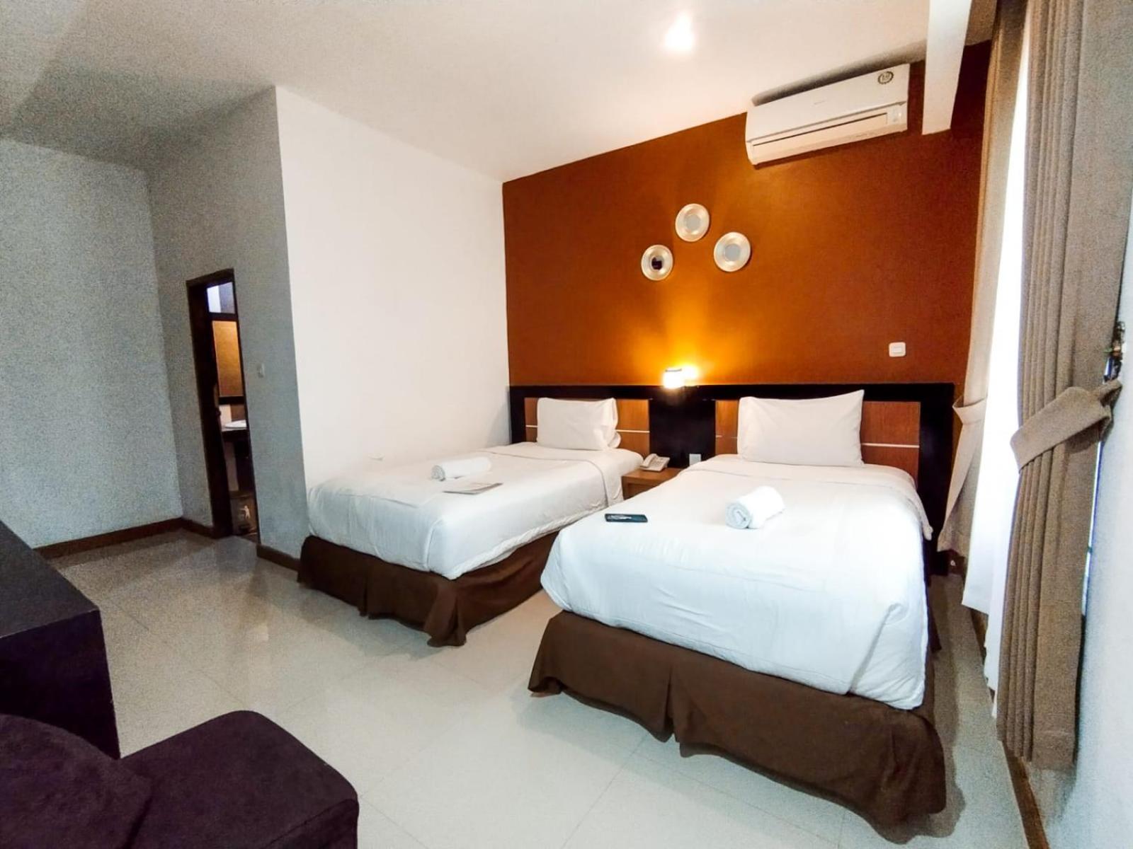 Standard Twin Room photo 1