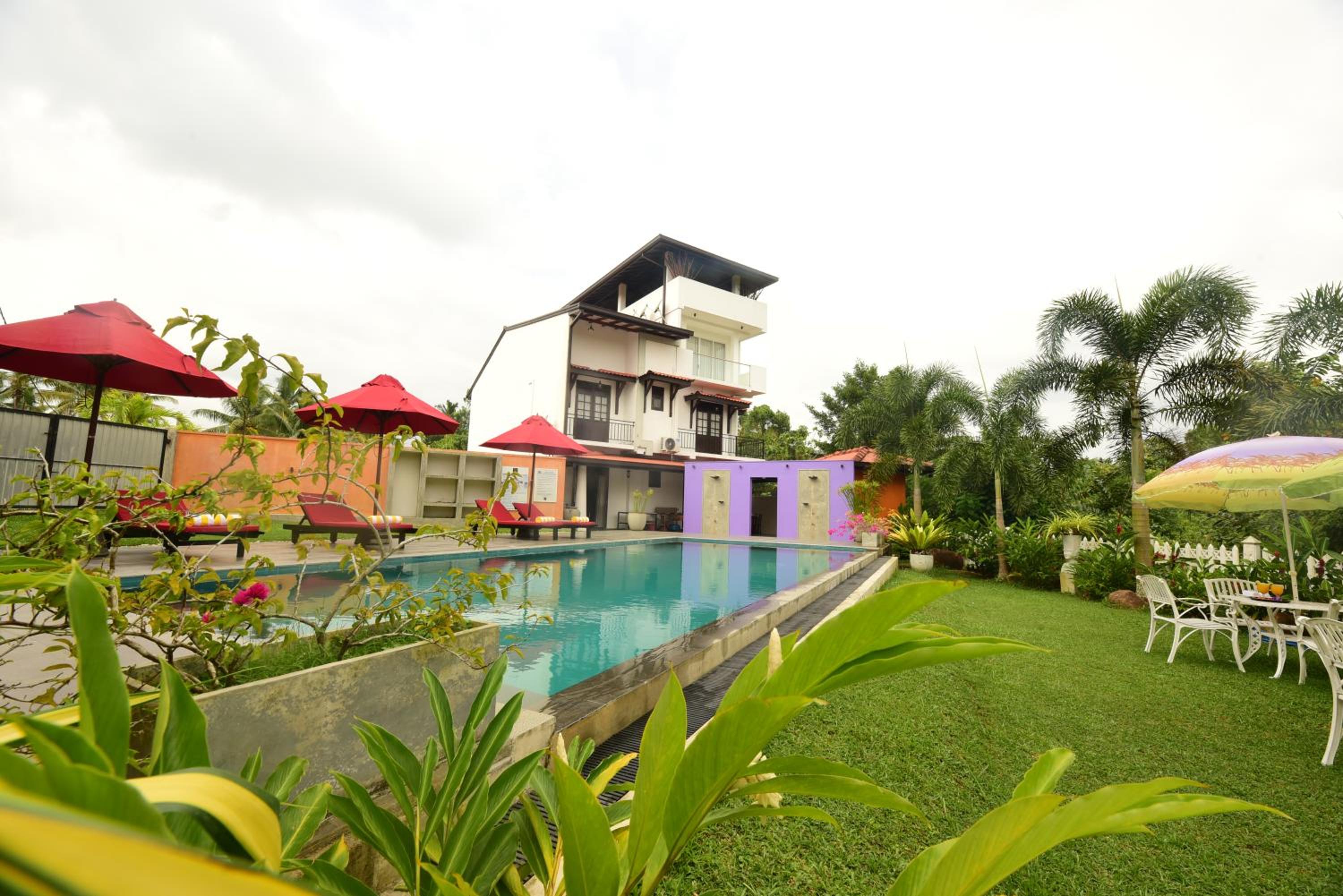 Three-Bedroom Villa photo 3