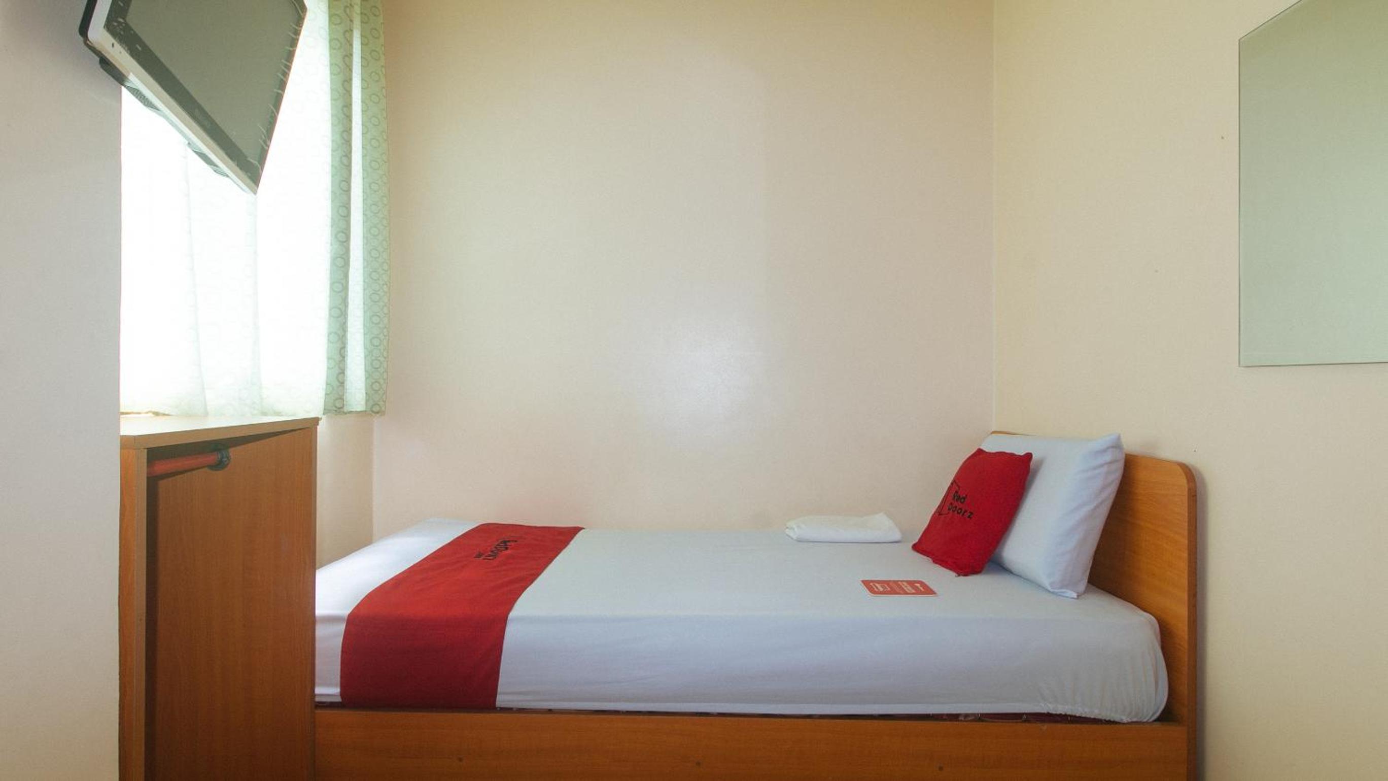 Single Room photo 2