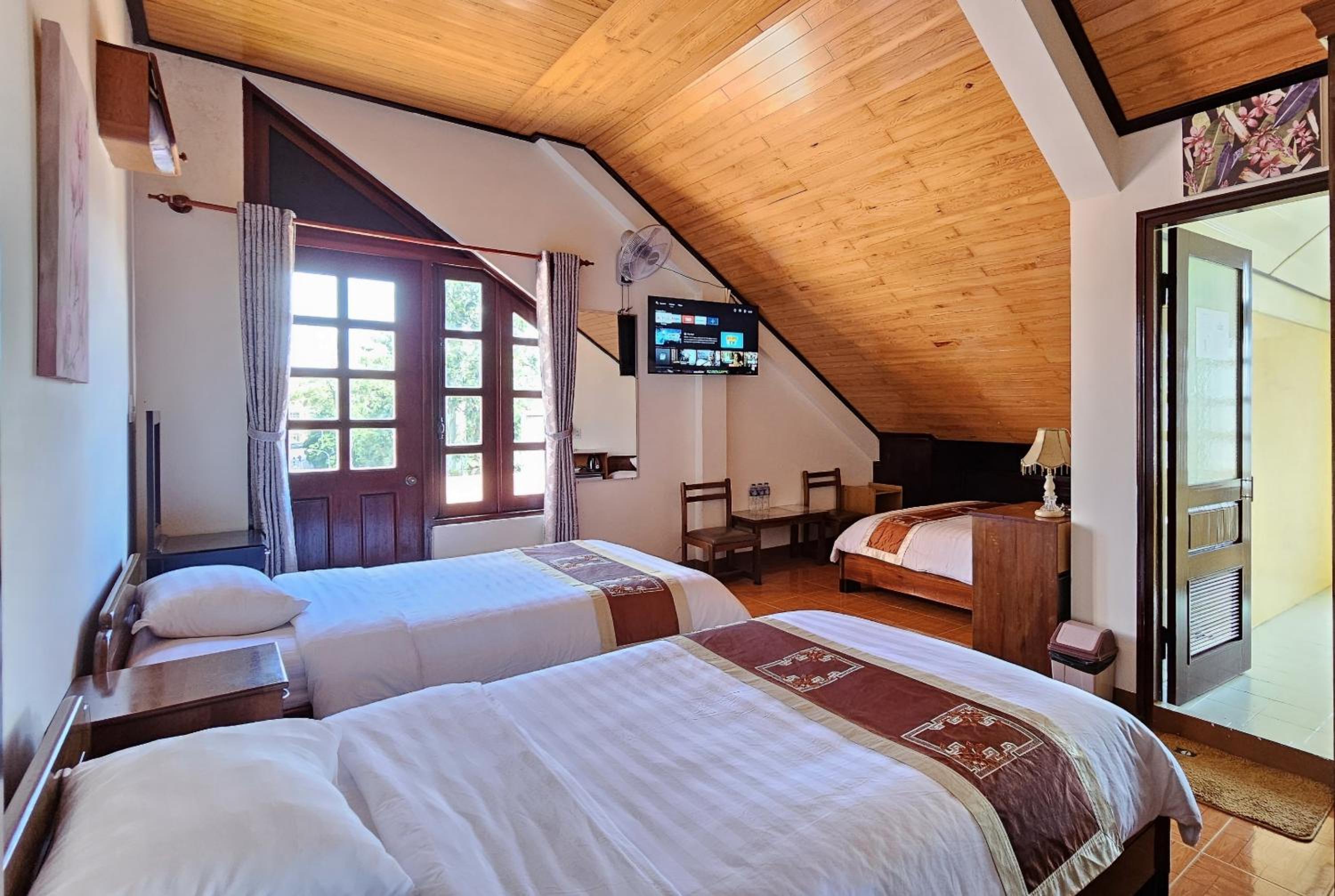 Triple Room With Balcony