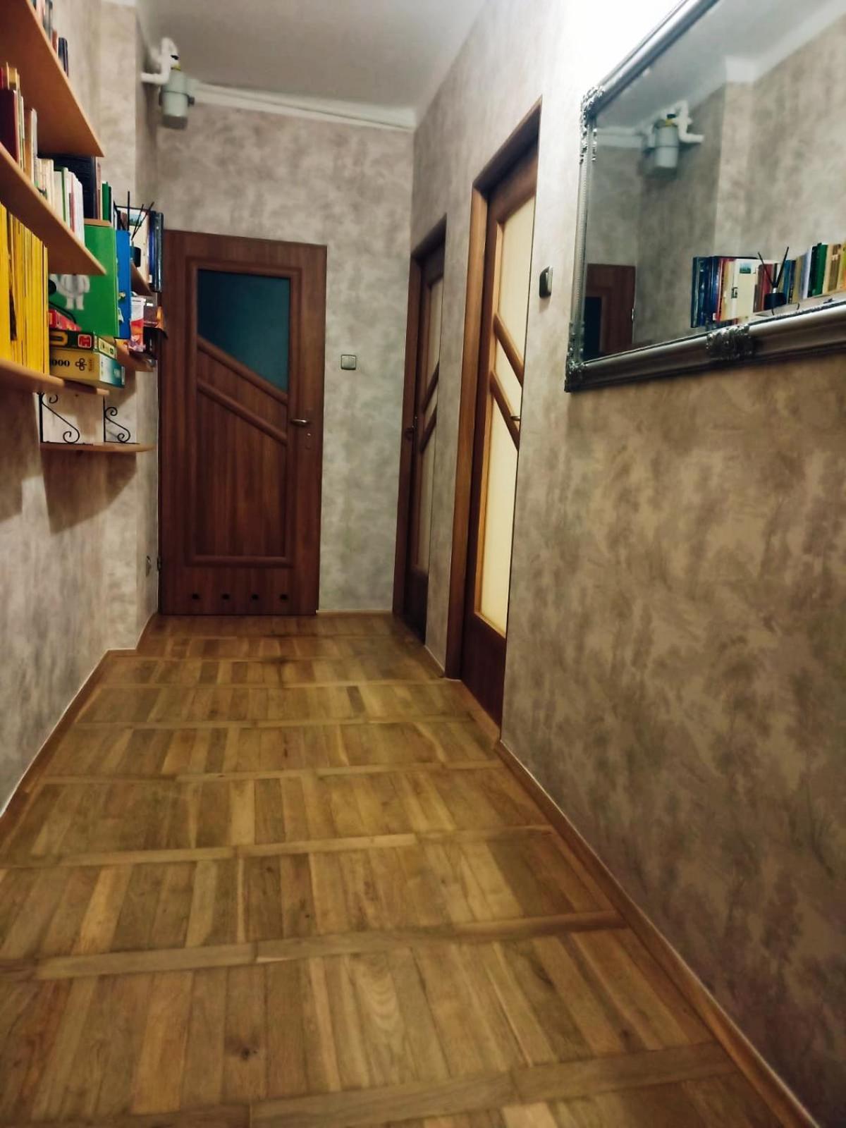 Apartment - Photo 2