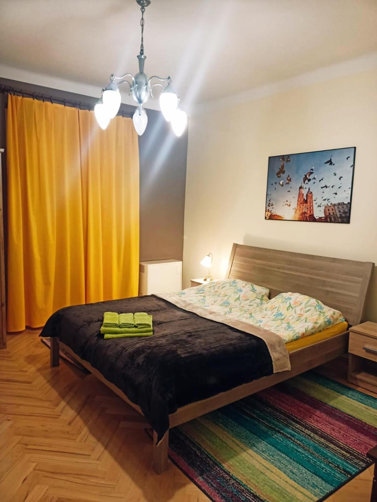 Apartment - Photo 1