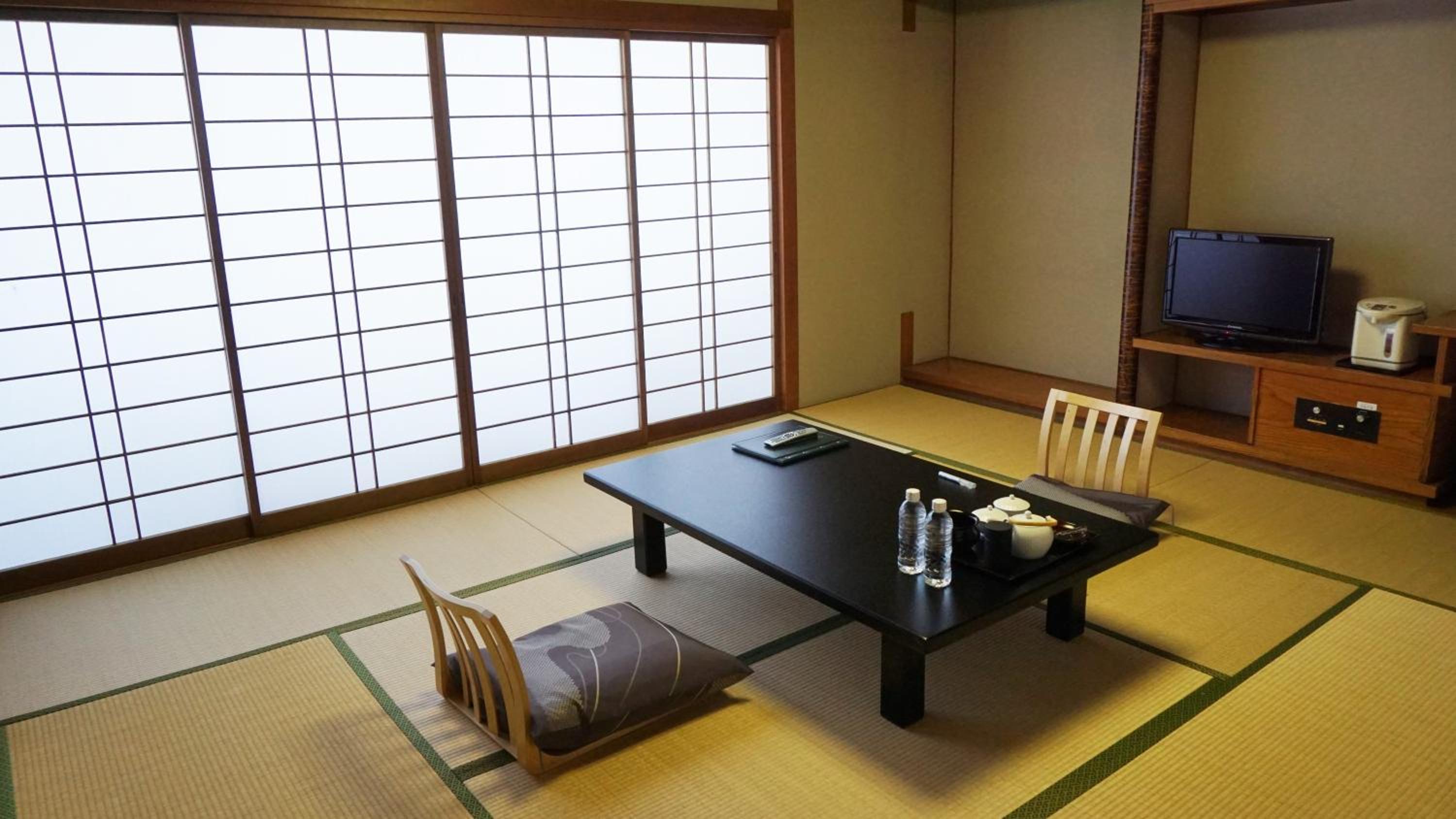Japanese-Style Room - Photo 6