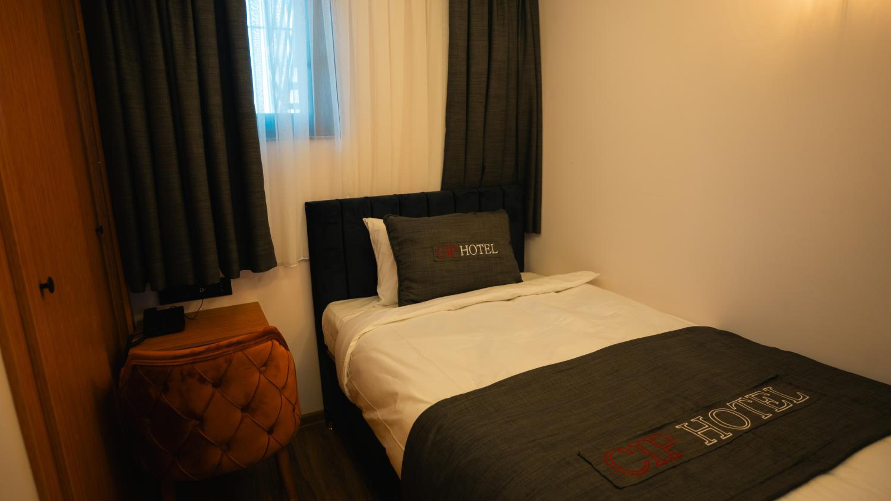 Budget Single Room photo 2