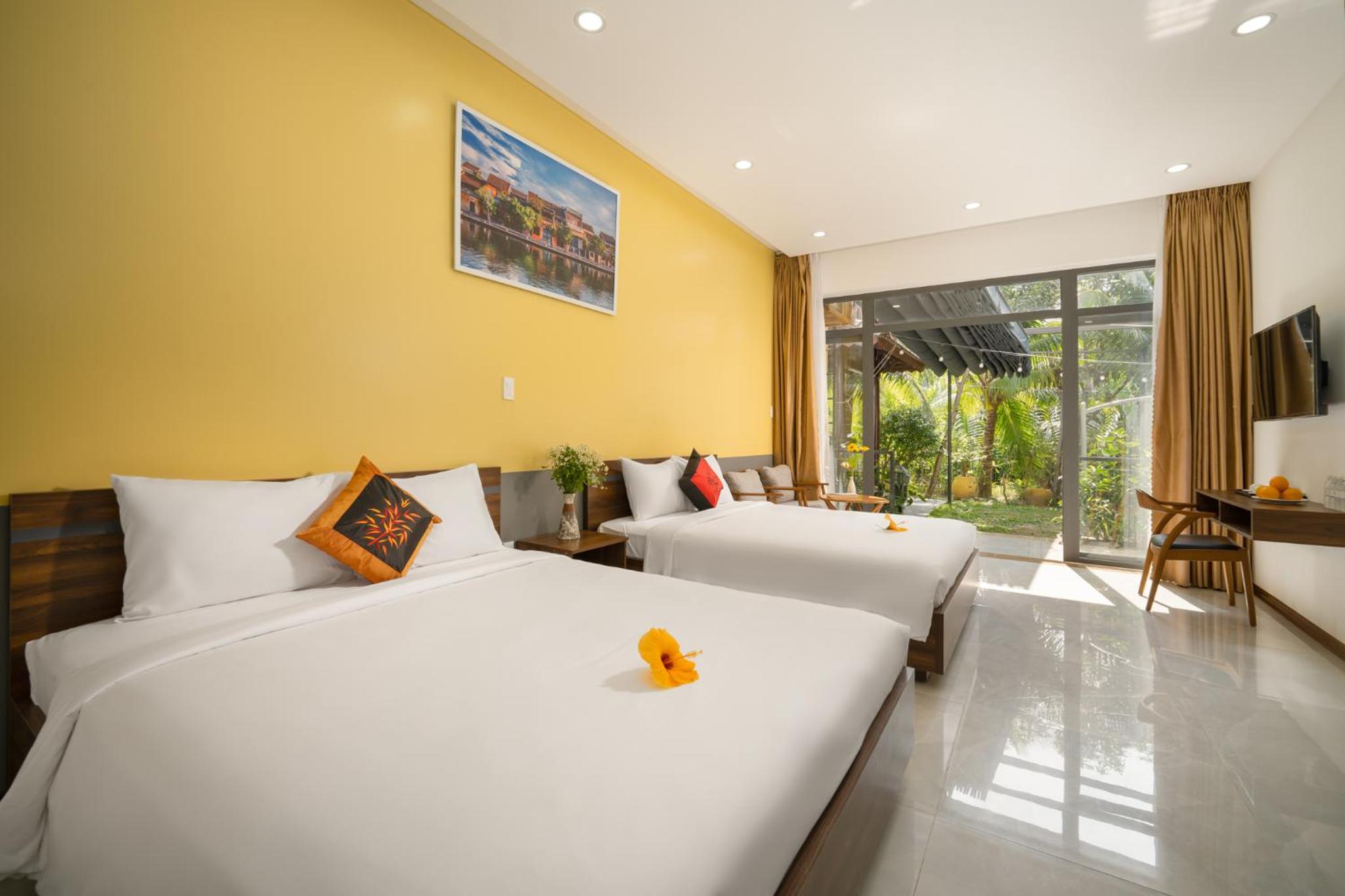 Queen Suite With Spa Bath