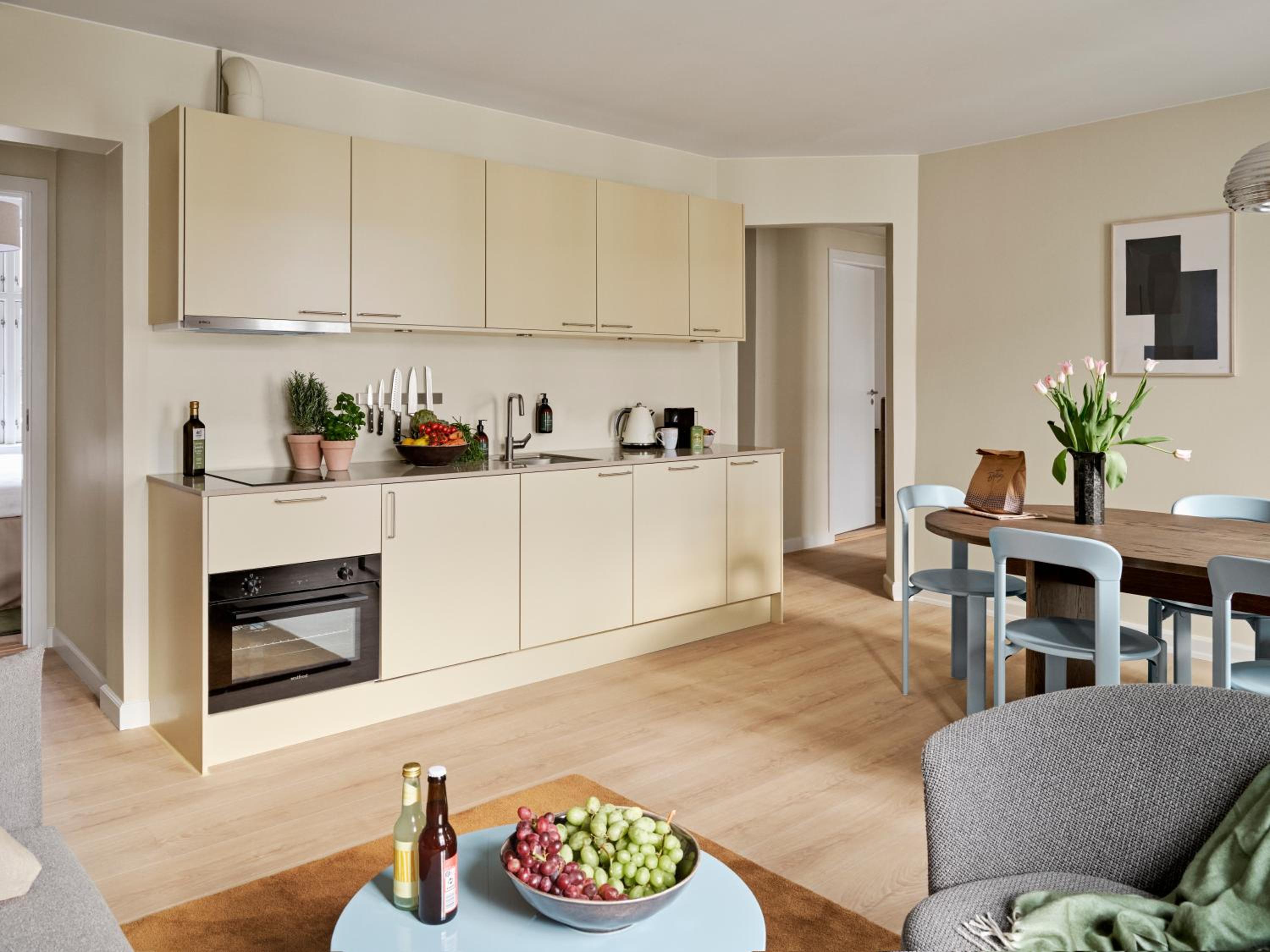 Three-Bedroom Apartment - Photo 12