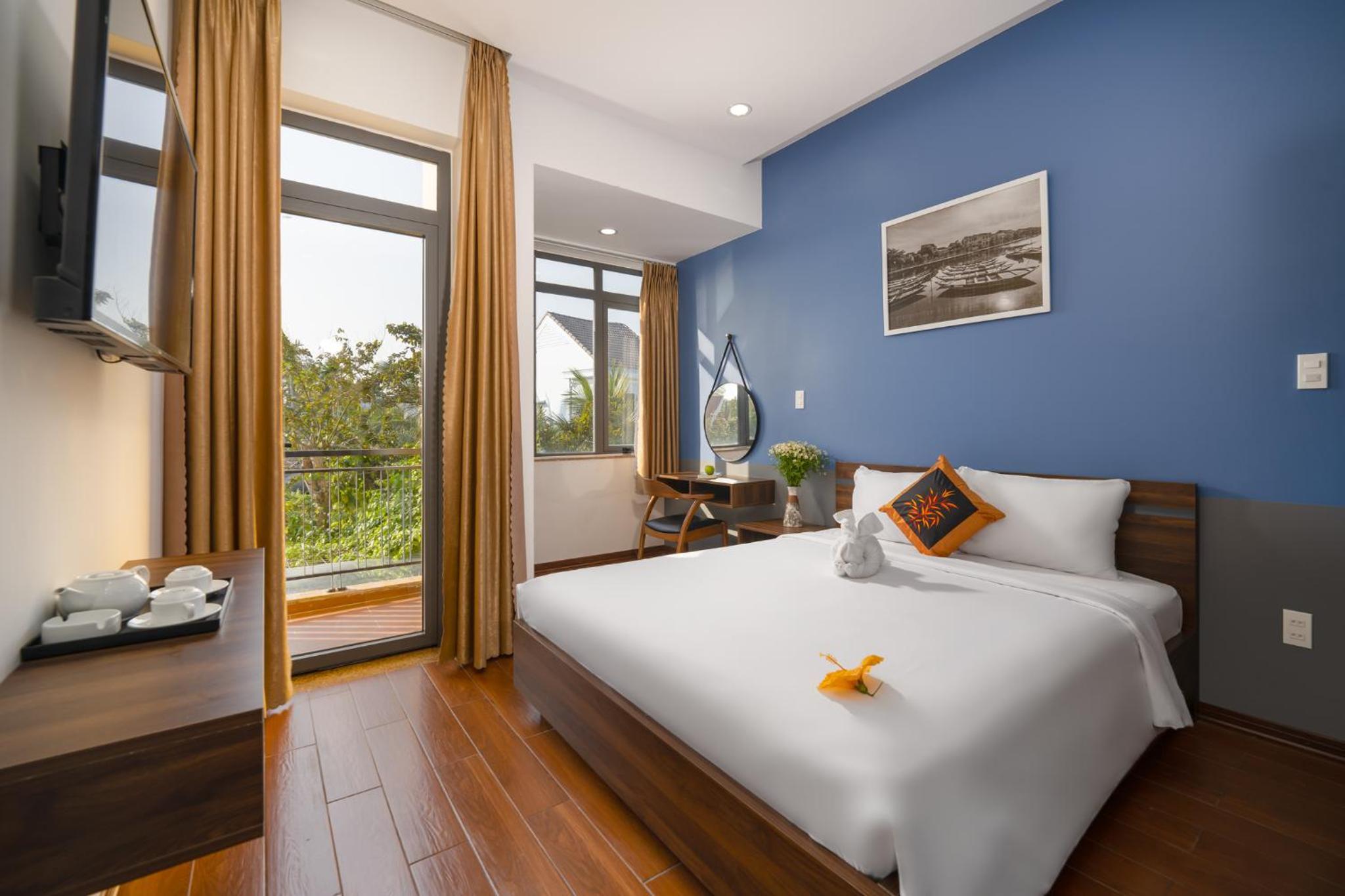 Queen Room With Balcony